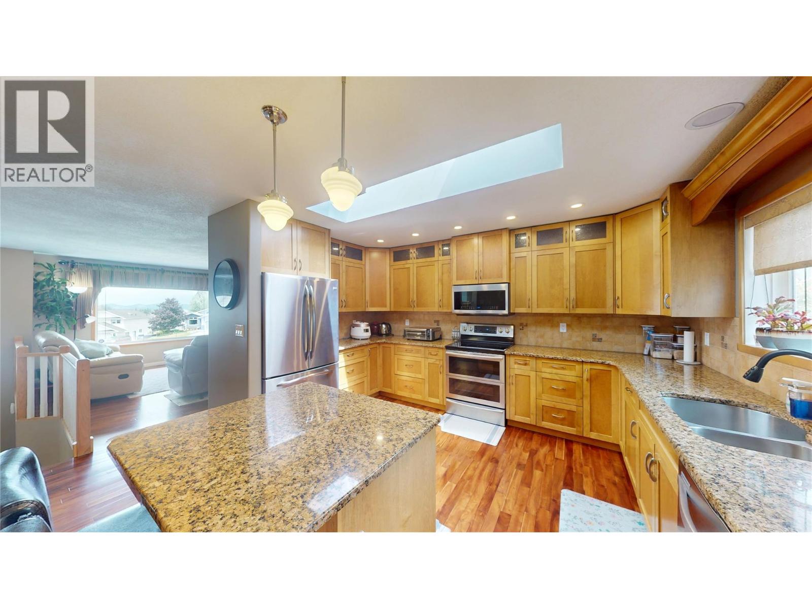 1612 Staple Crescent - 8