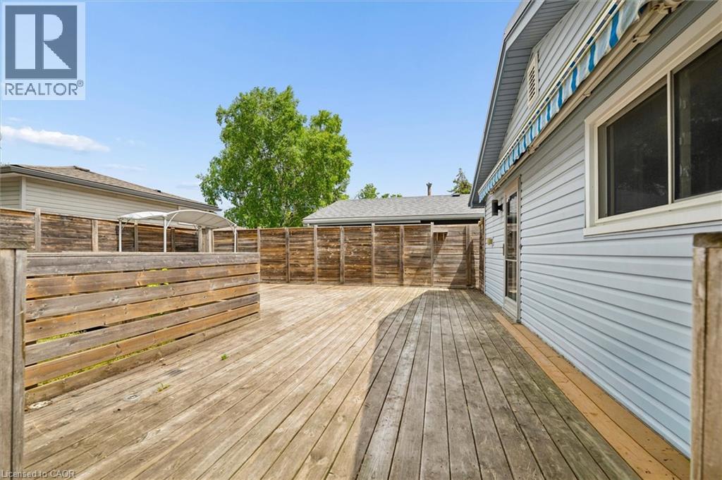 156 TRAYNOR Avenue - 44