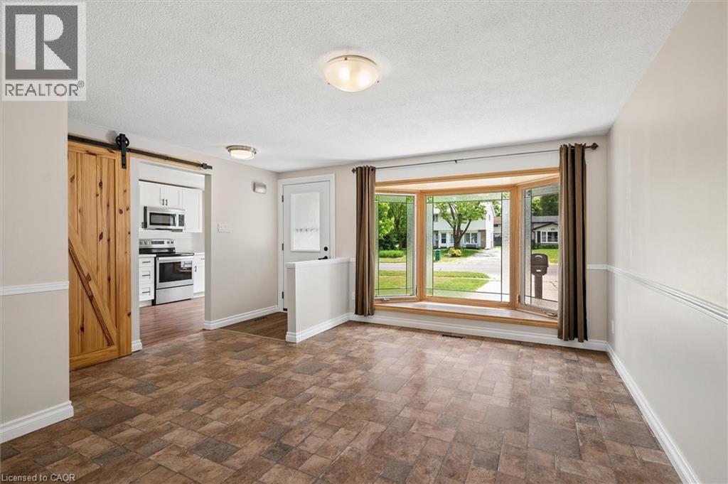 156 TRAYNOR Avenue - 28