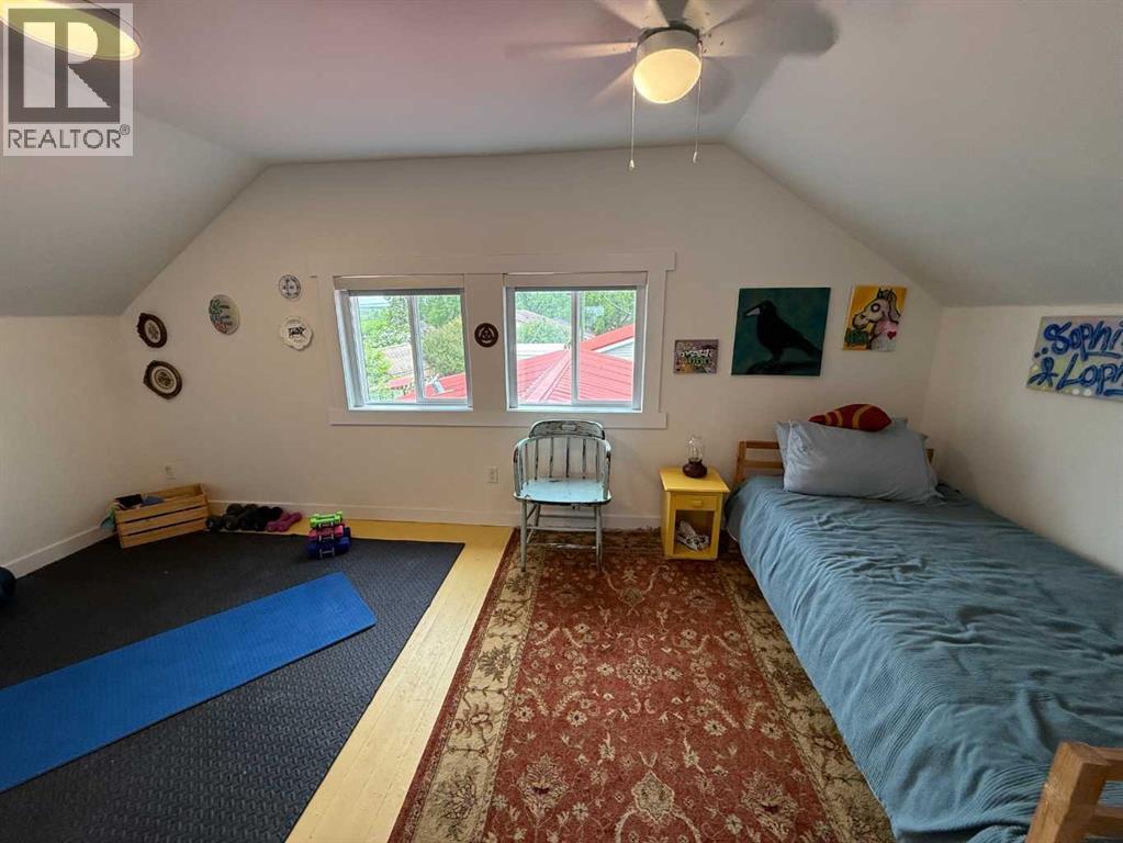 4920 51 Avenue - 28