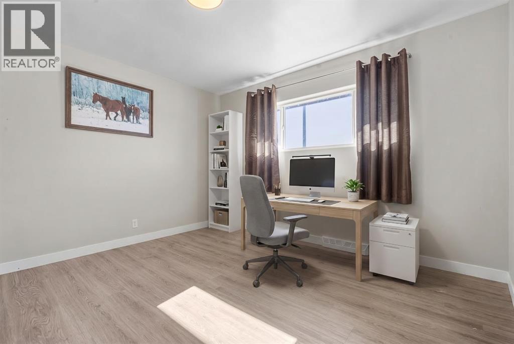 518B Highwood - 25