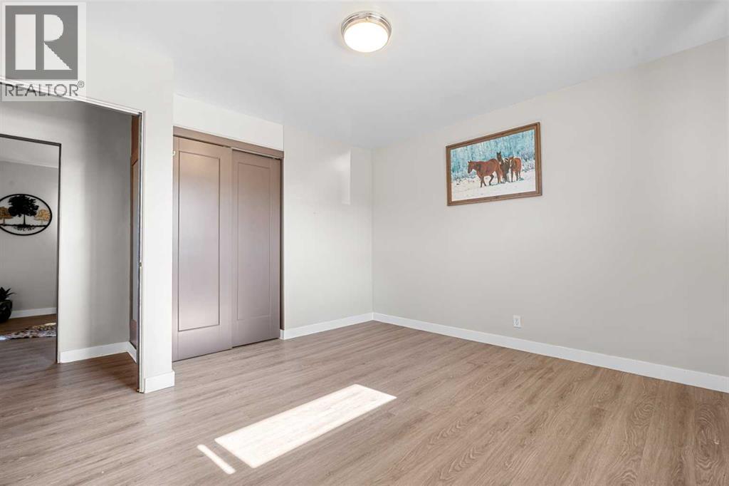 518B Highwood - 24