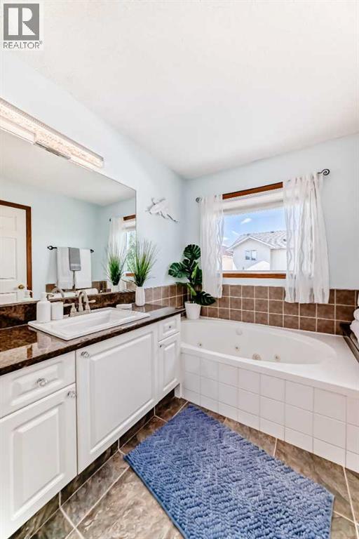 263 Coral Keys Drive NE - 30