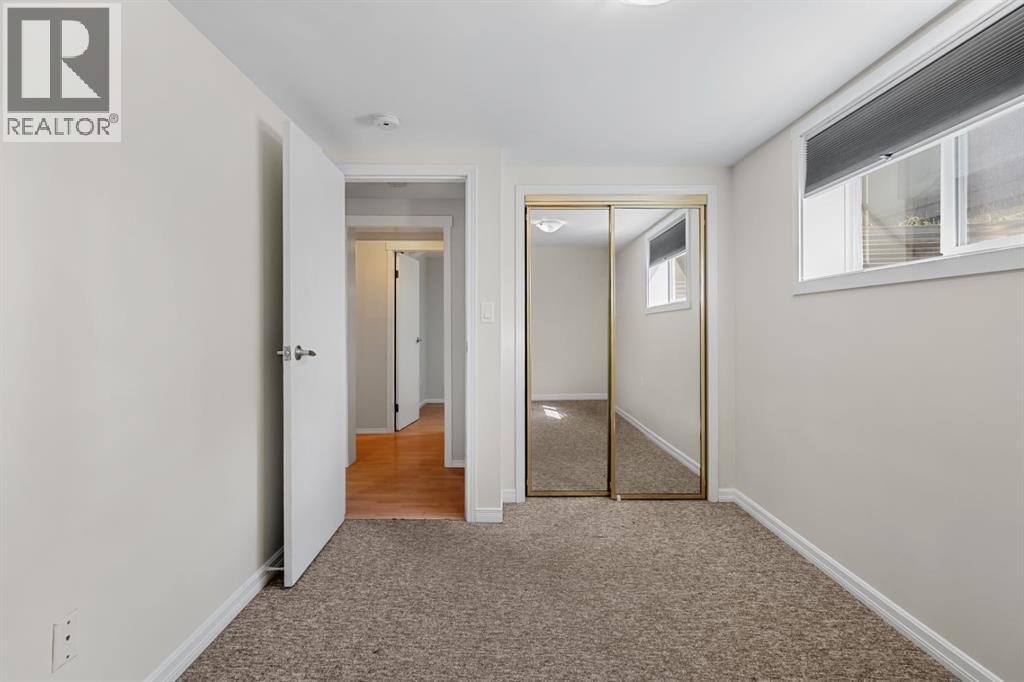 1207 40 Avenue NW - 24