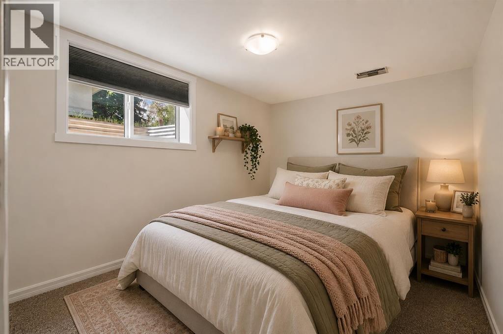 1207 40 Avenue NW - 23