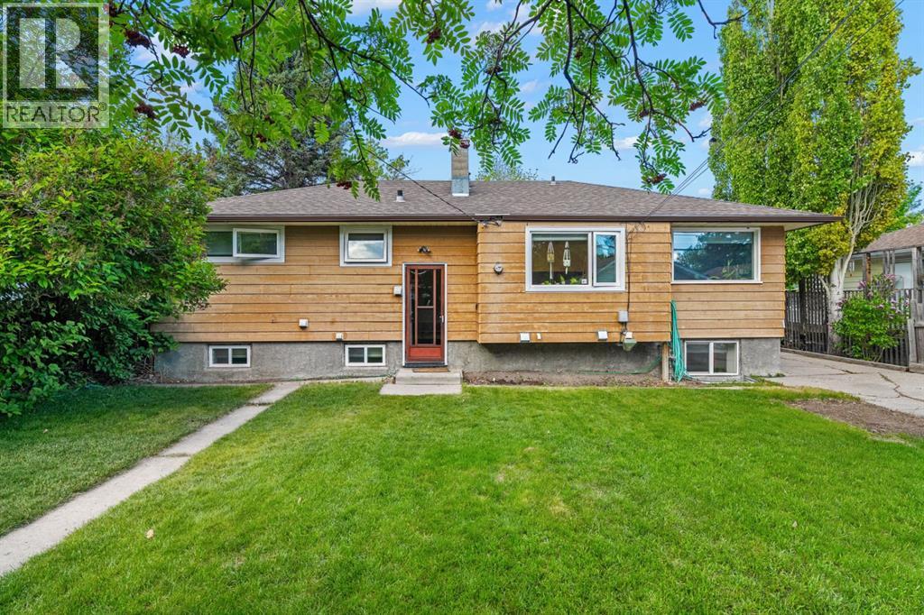 1207 40 Avenue NW - 33