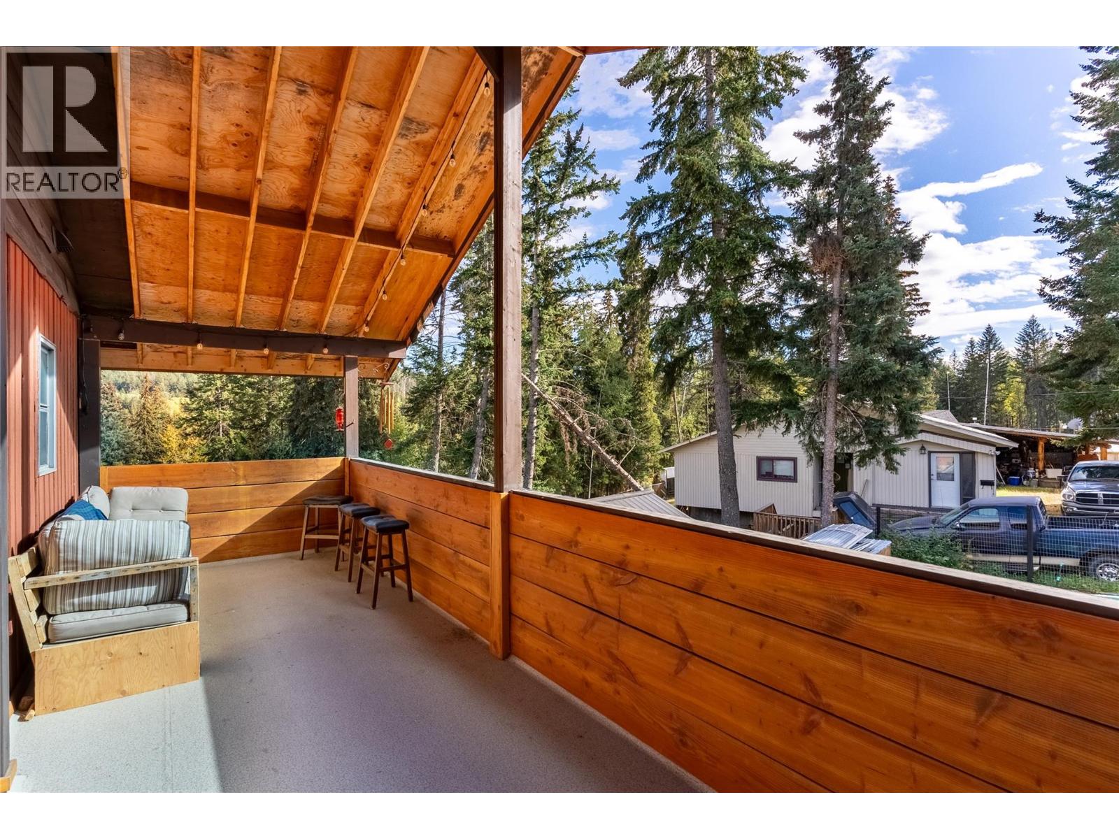 9144 KNOUFF LAKE Road - 22