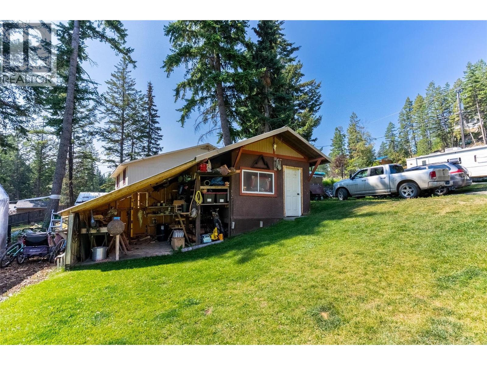 9144 KNOUFF LAKE Road - 45
