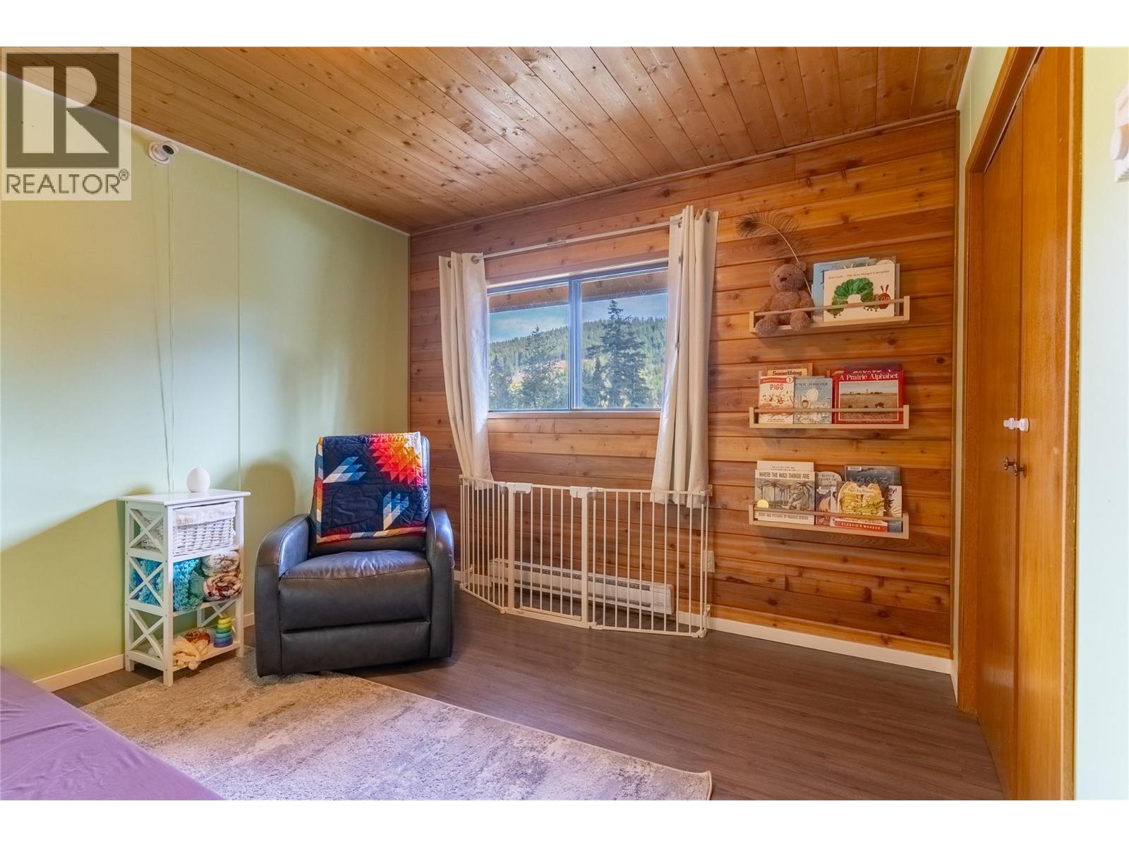 9144 KNOUFF LAKE Road - Image 16