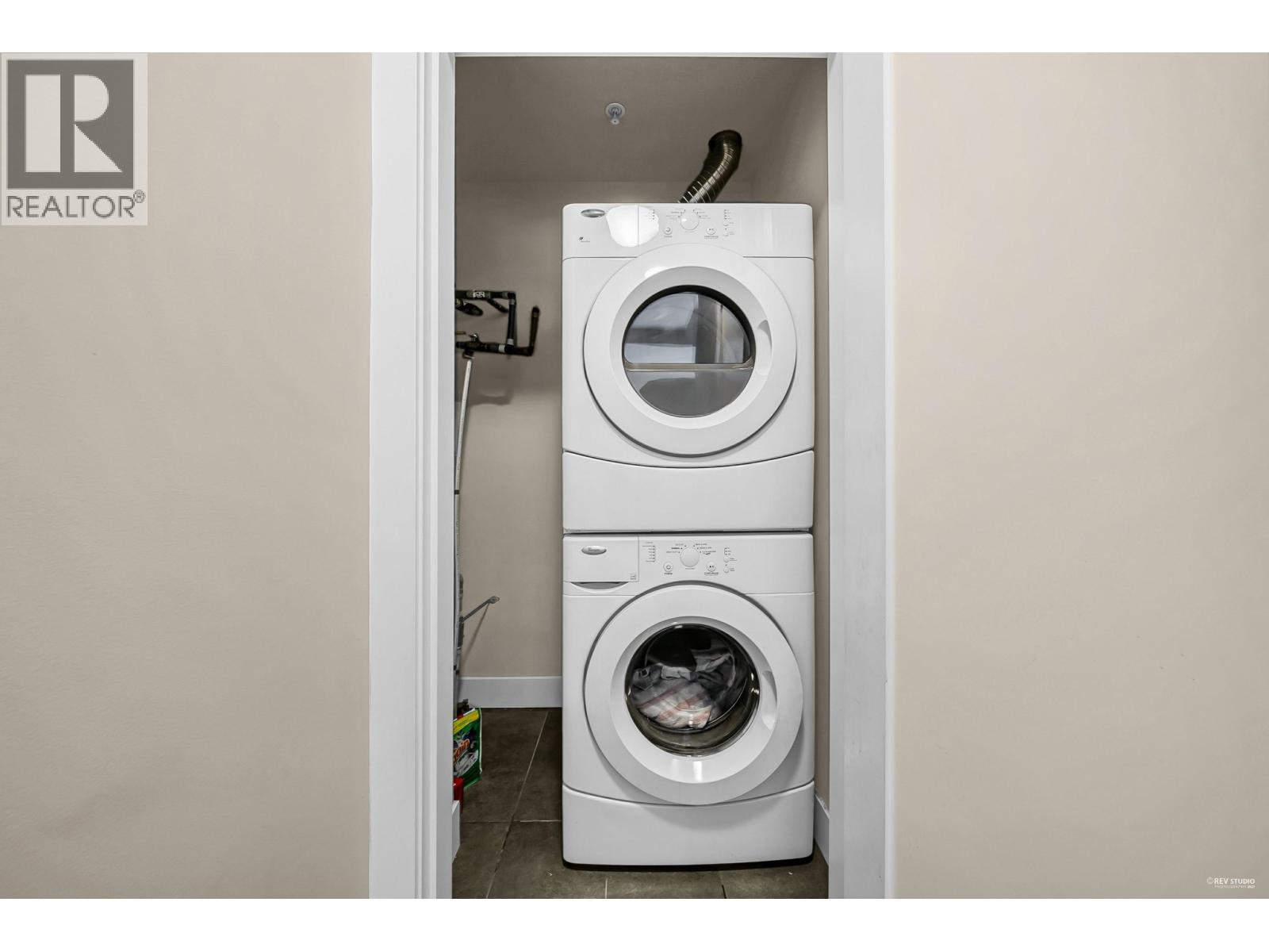 2 Bed, 2 Bath Apartment for Sale in Burnaby – 301 4710 HASTINGS STREET, Burnaby – MLS# R3148554 - Image 6