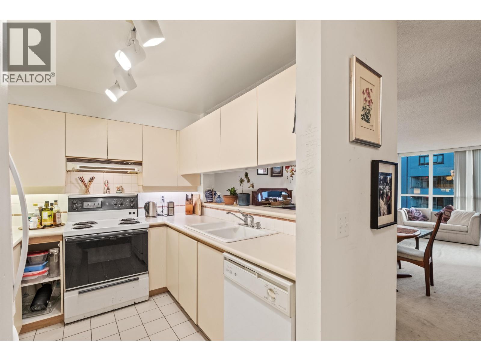1 Bed, 1 Bath Apartment for Sale in Vancouver – 601 456 MOBERLY ROAD, Vancouver – MLS# R3148562 - Image 11