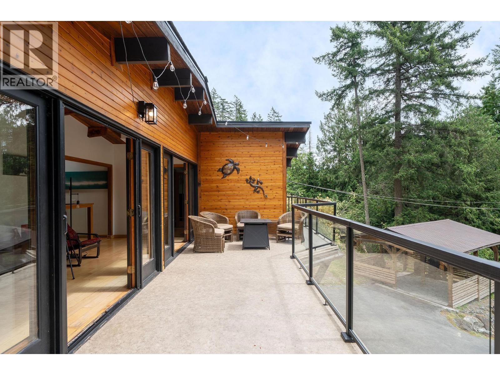 1222 MILLER ROAD, Bowen Island — photo 2