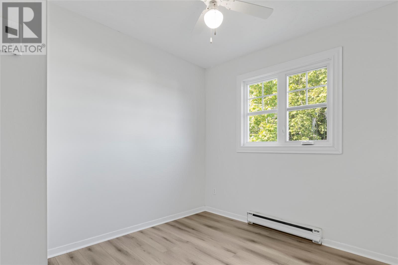 27 Robinsons Place - Image 12
