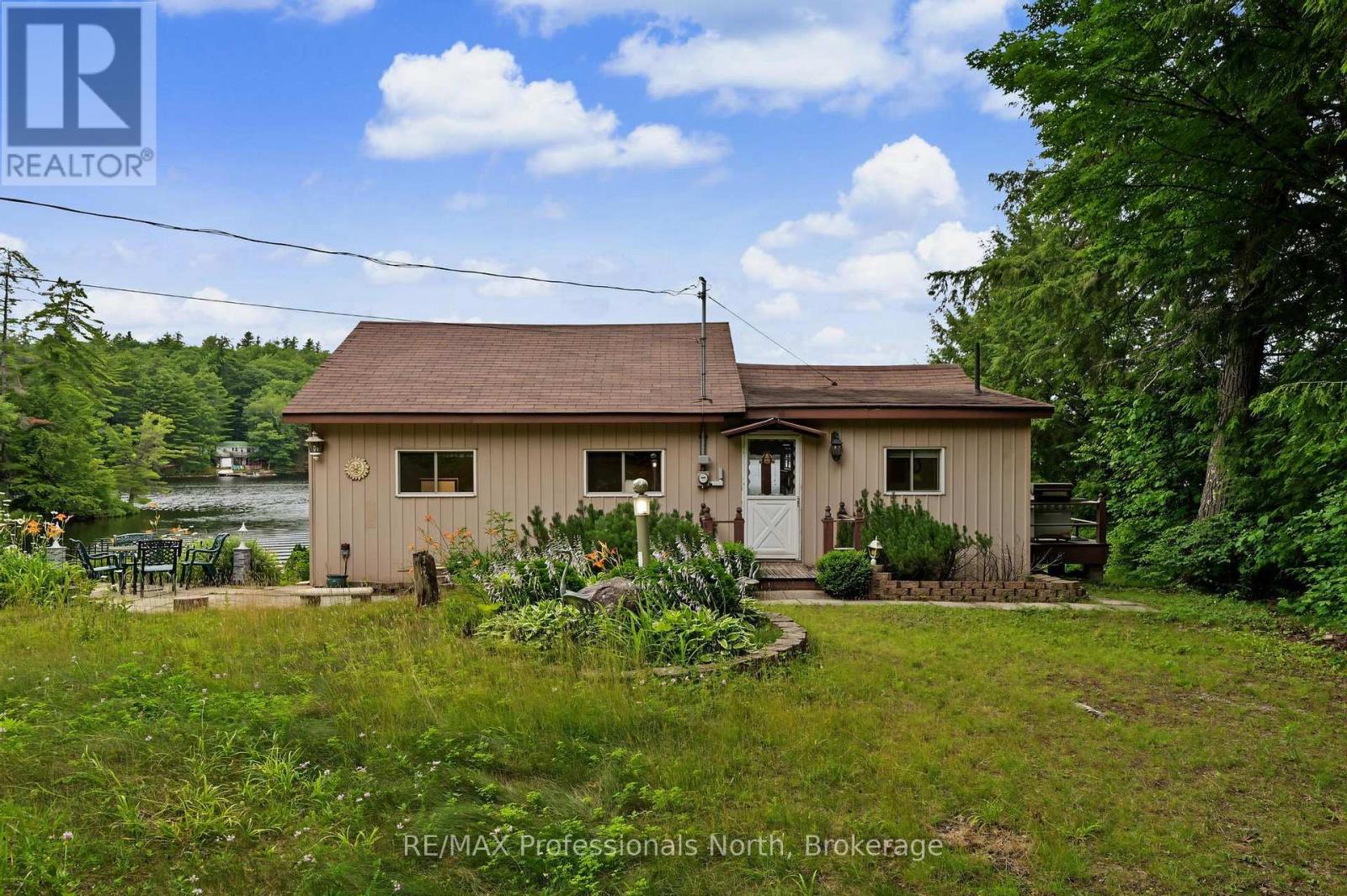 1192 THREE BROTHERS DRIVE N - 23