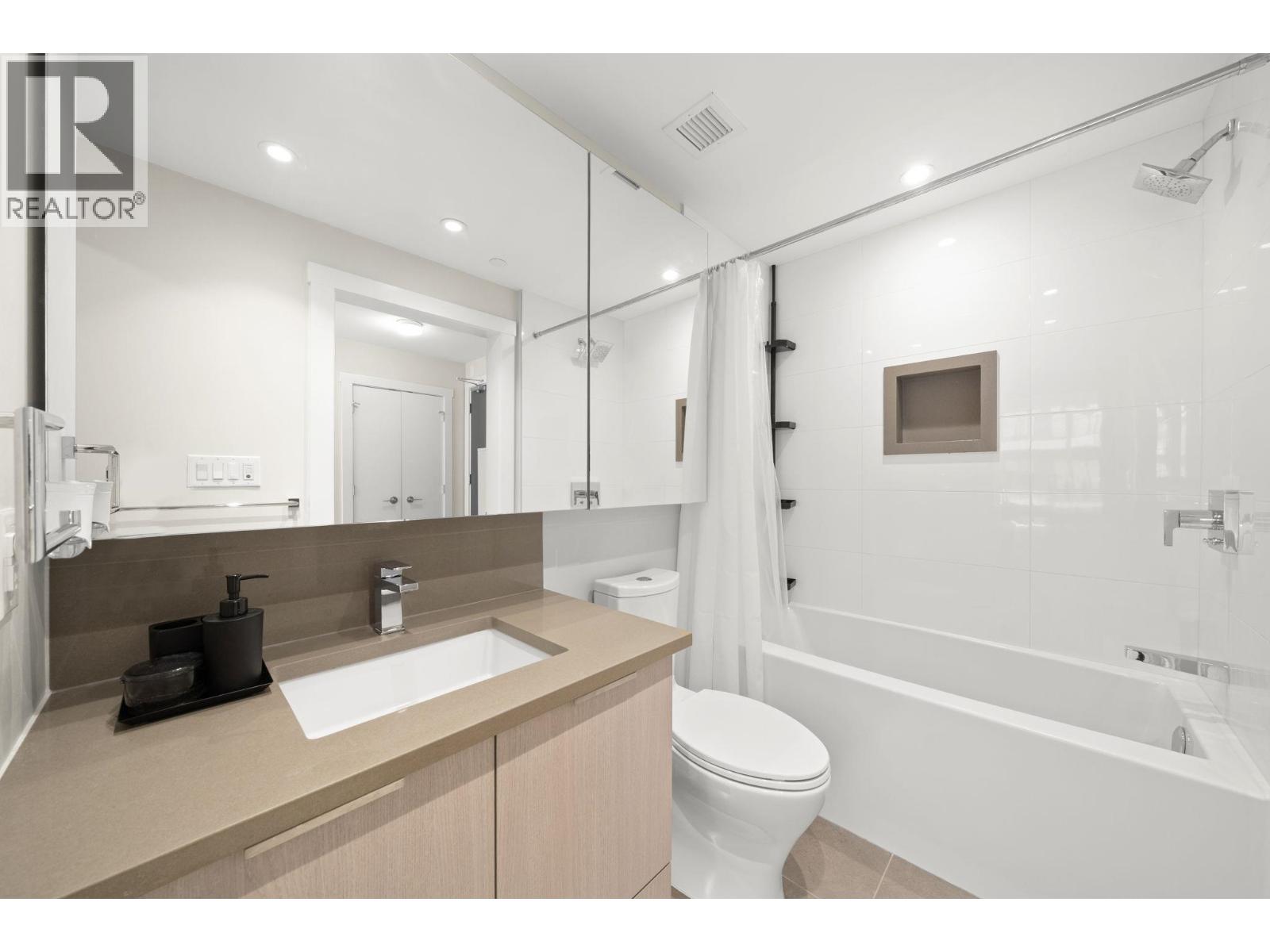 1 Bed, 1 Bath Apartment for Sale in Vancouver – 411 8508 RIVERGRASS DRIVE, Vancouver – MLS# R3088648 - Image 14