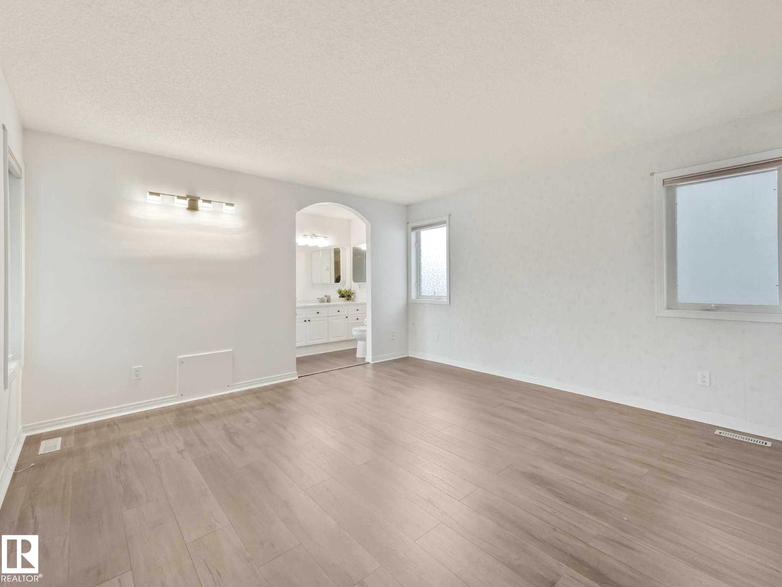 1217 115A ST NW - 31