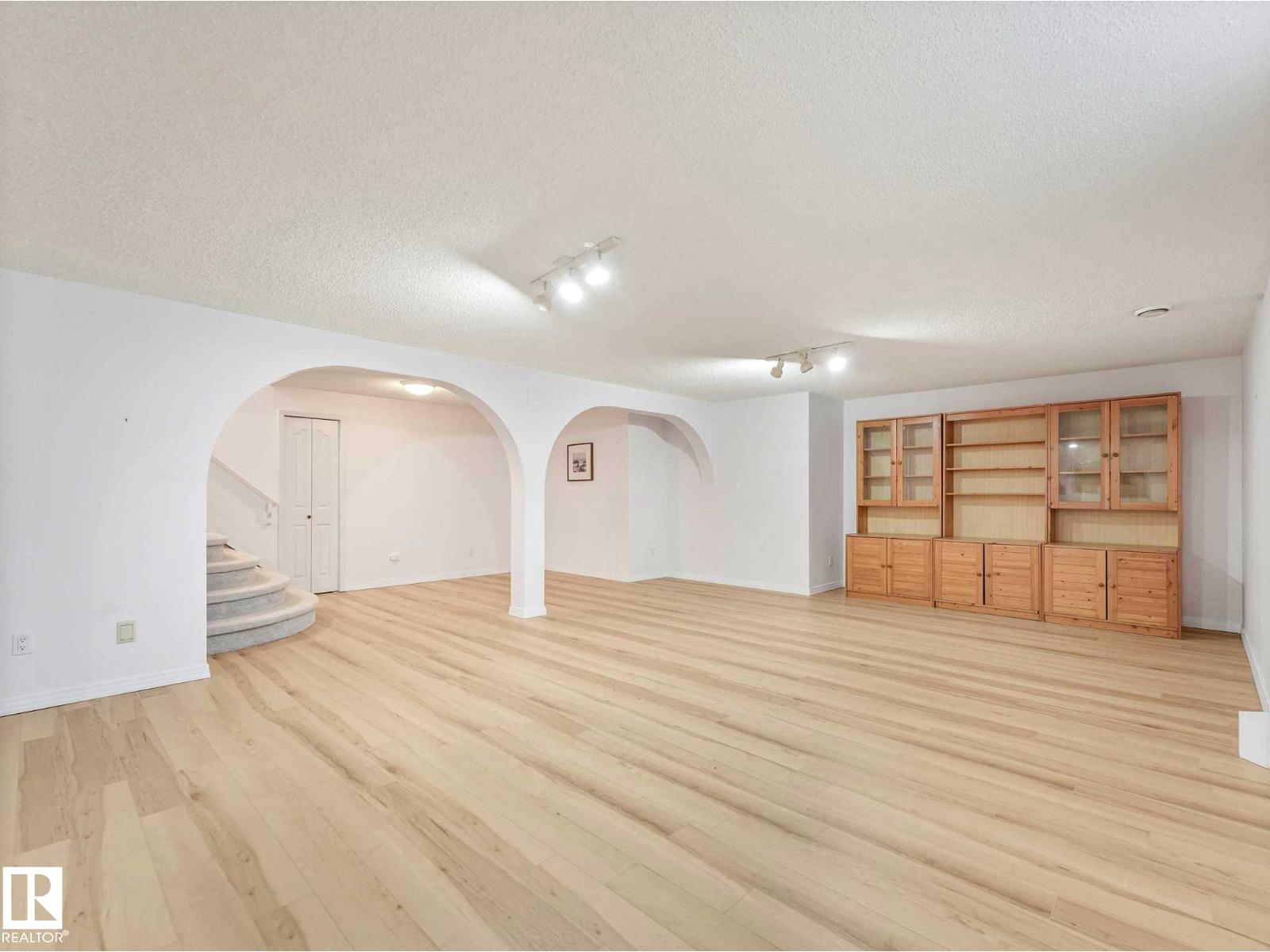1217 115A ST NW - 39