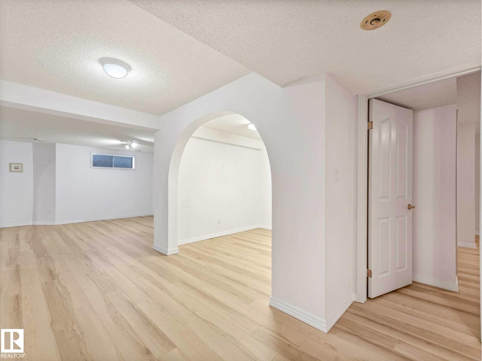 1217 115A ST NW - 41