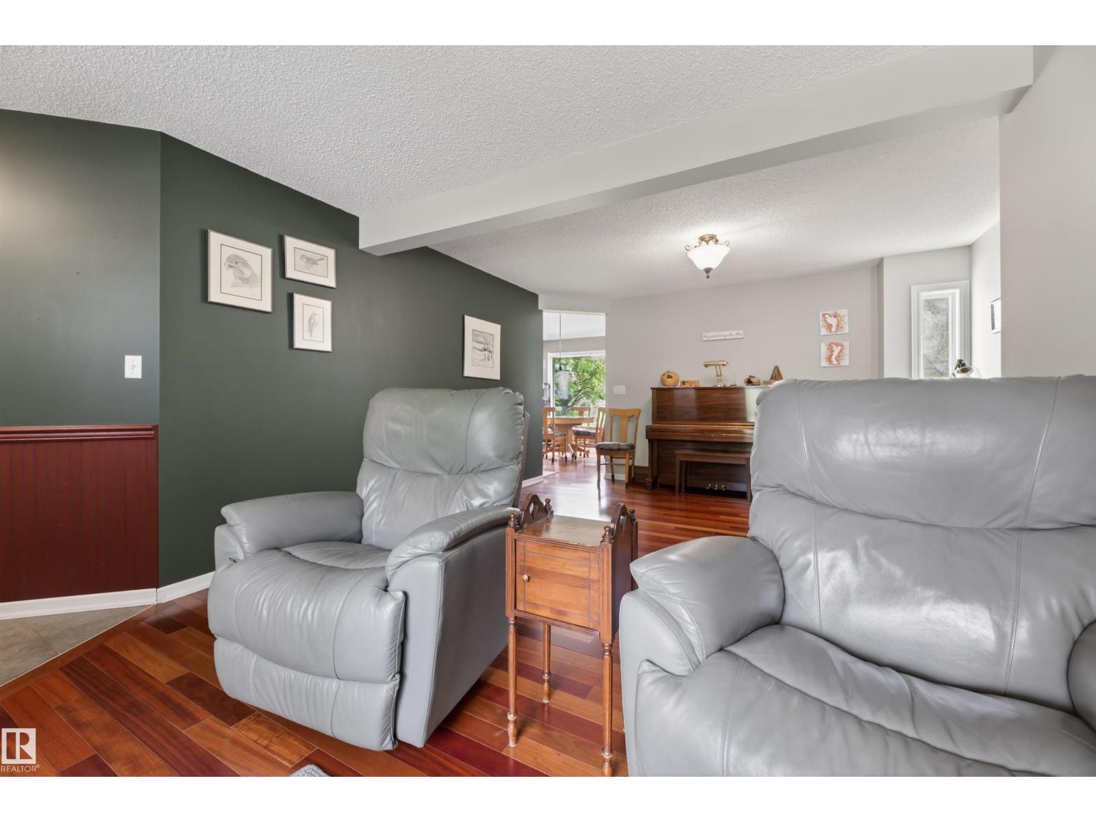 139 LILAC LN - 19