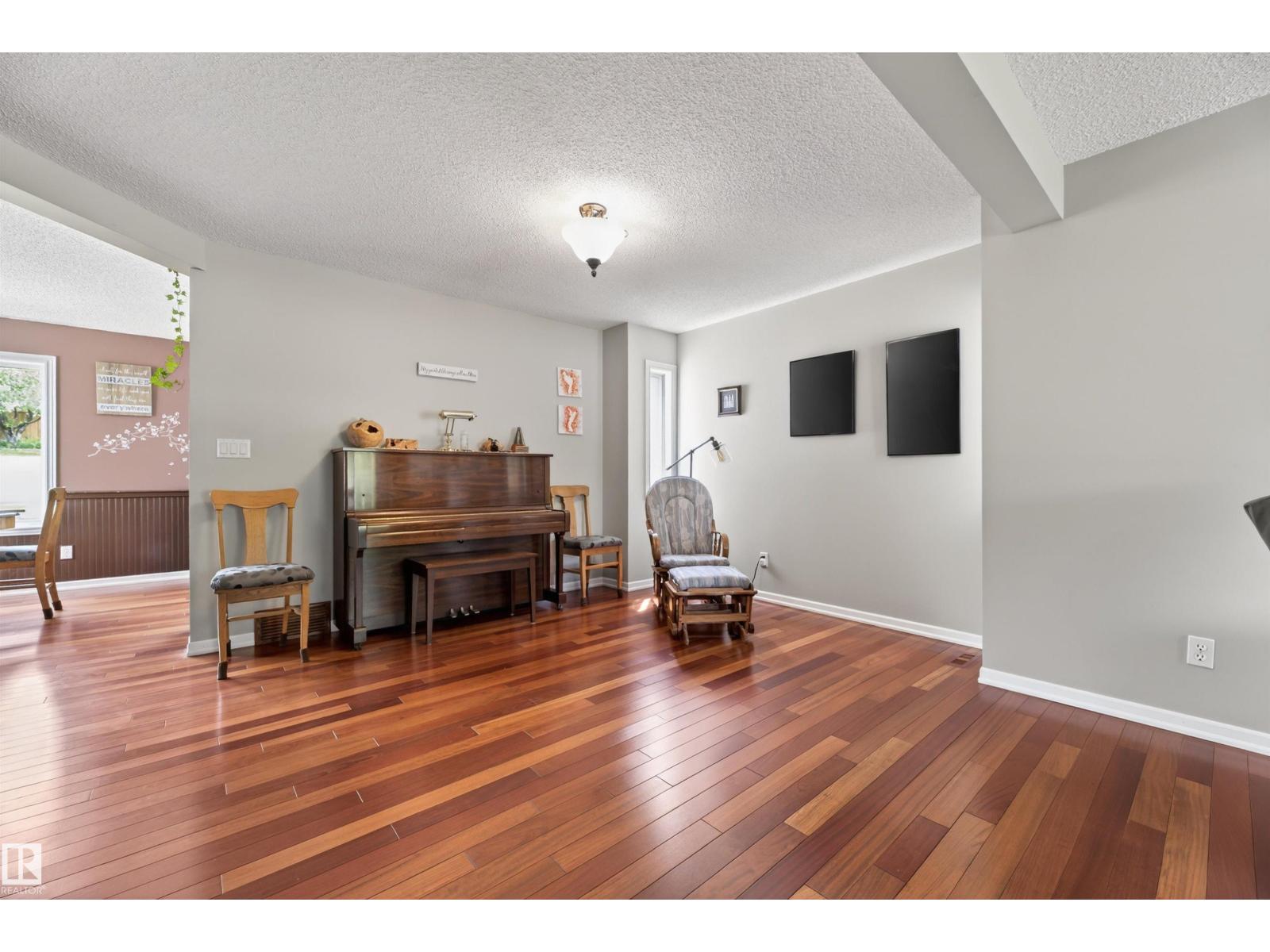 139 LILAC LN - 21