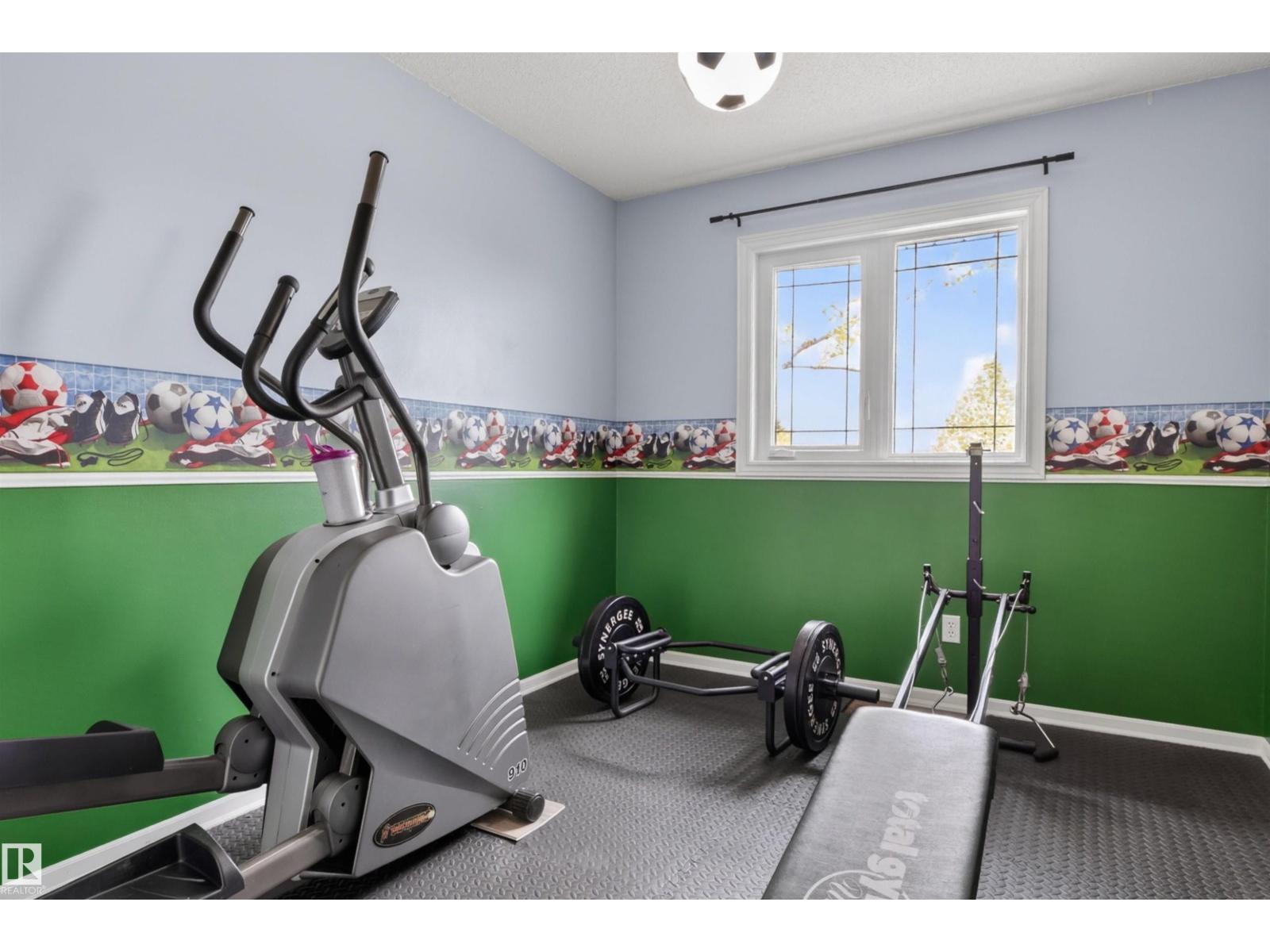 139 LILAC LN - 41