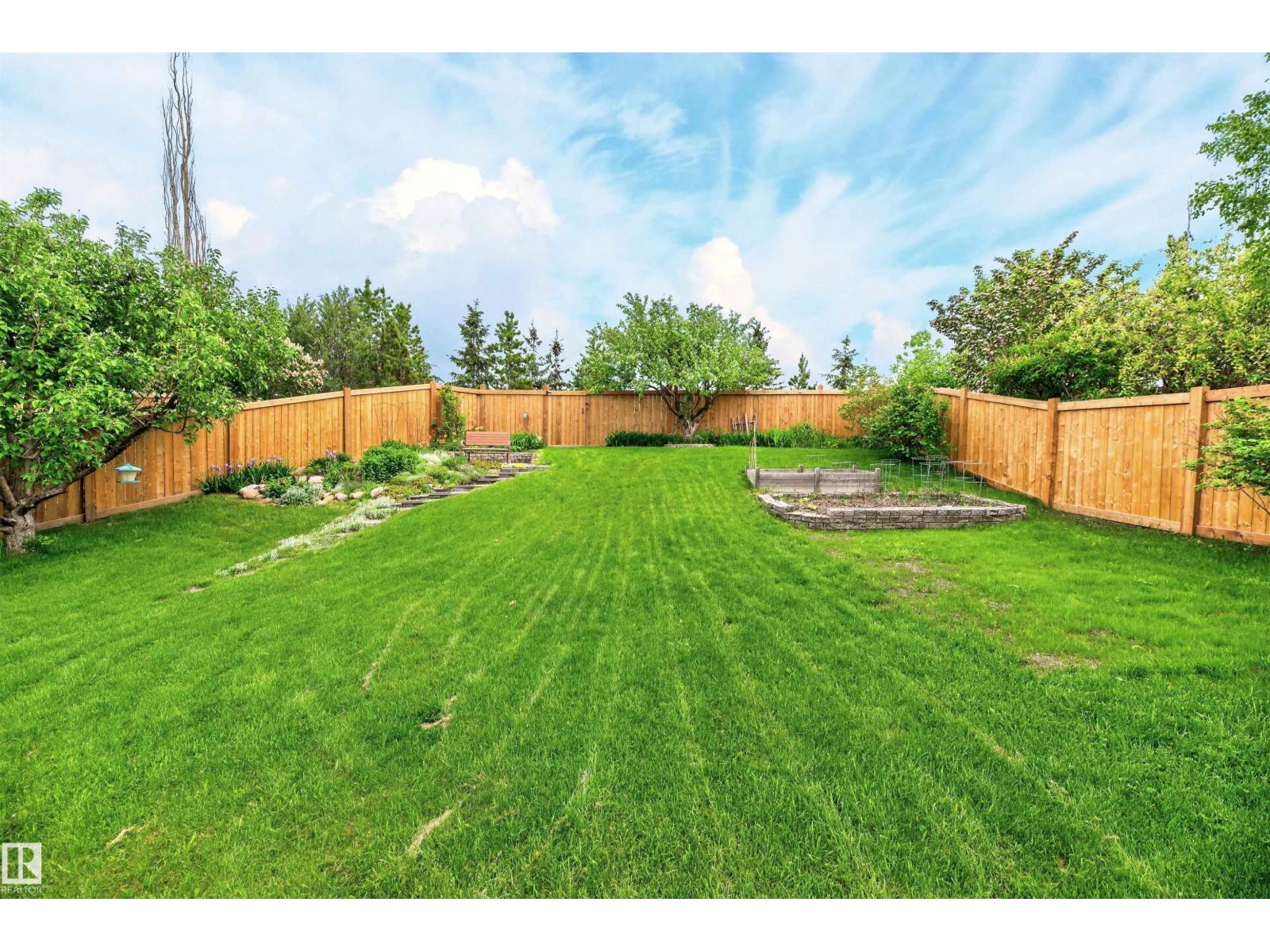 139 LILAC LN - 8