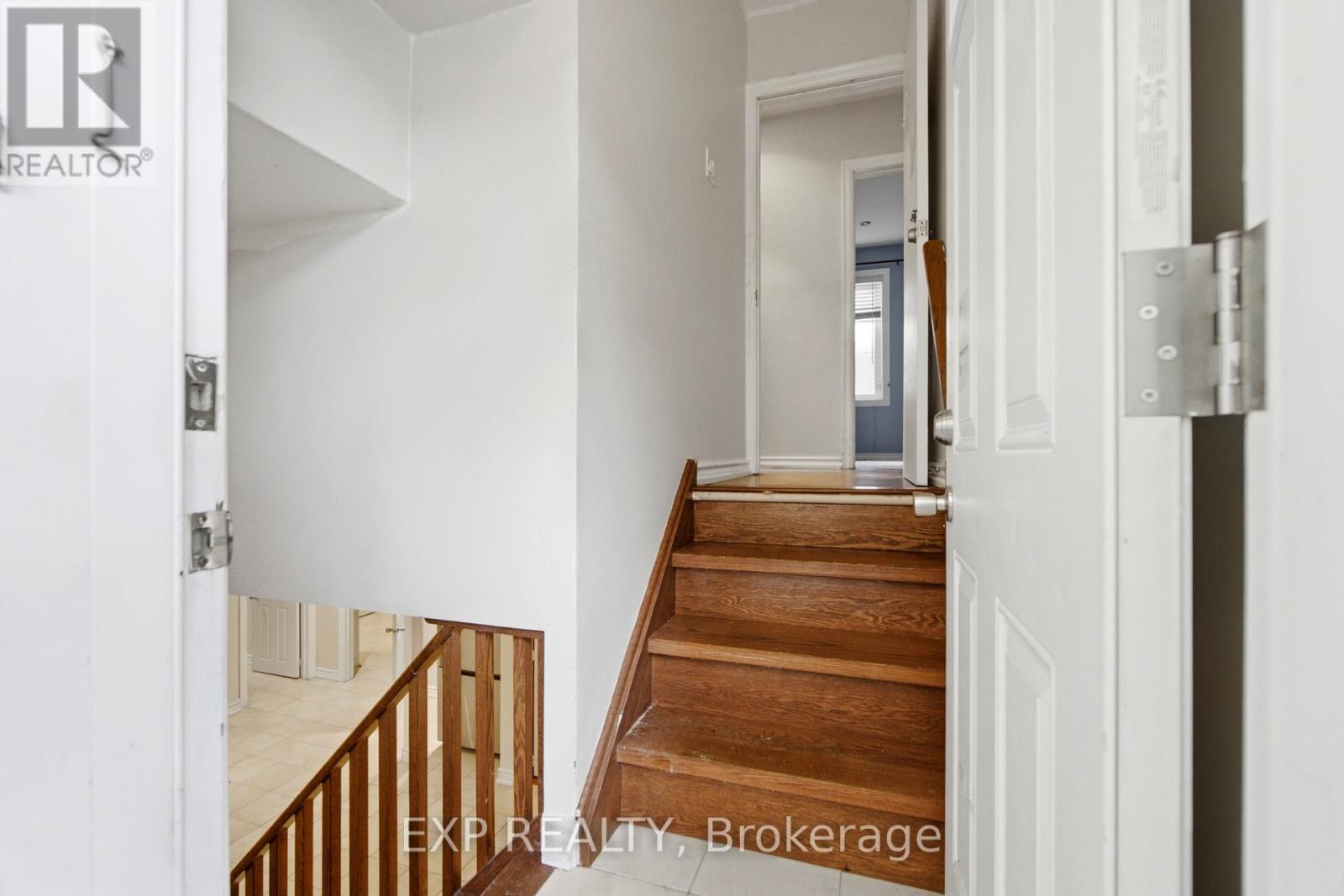 56 EXFORD DRIVE - 23