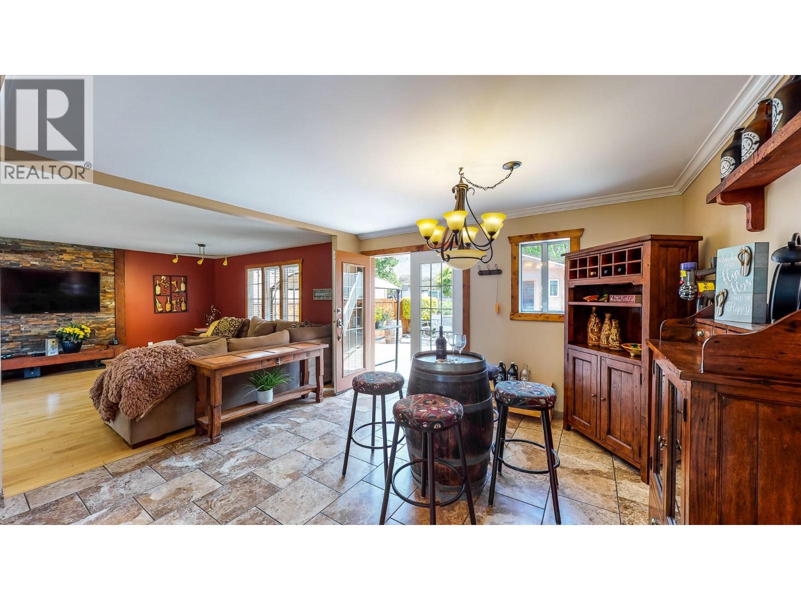 #111 5005 LAKESHORE Drive - 47