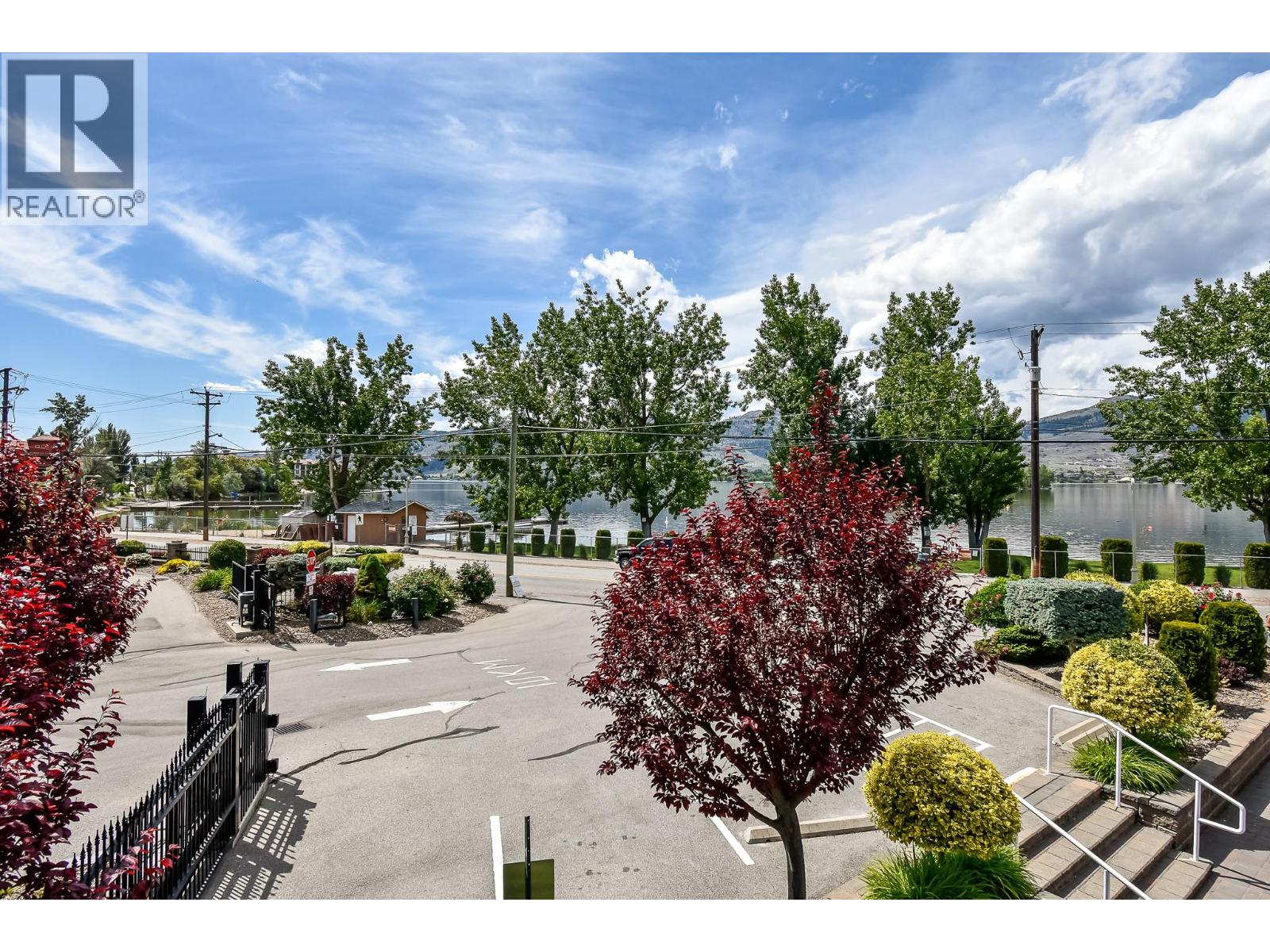 #111 5005 LAKESHORE Drive - 17