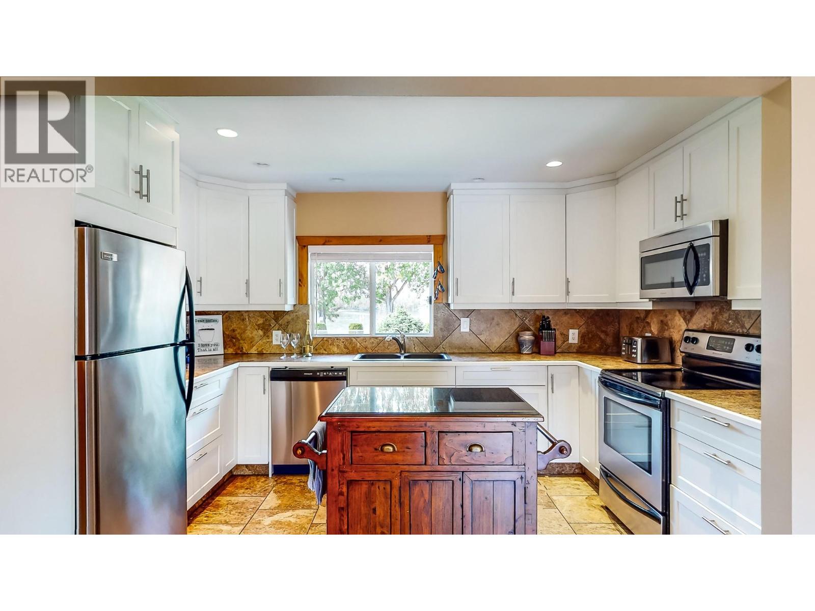 #111 5005 LAKESHORE Drive - 48