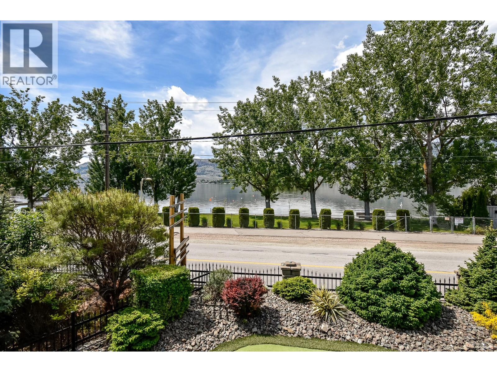#111 5005 LAKESHORE Drive - 20