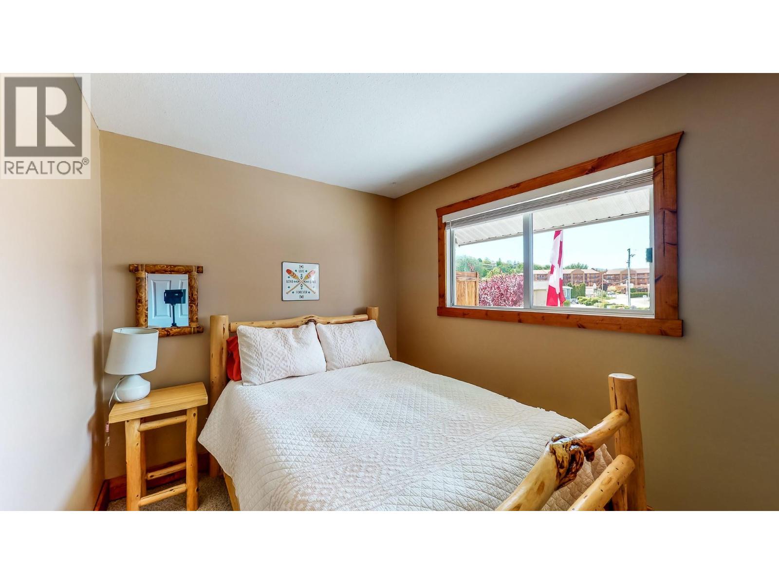 #111 5005 LAKESHORE Drive - 41