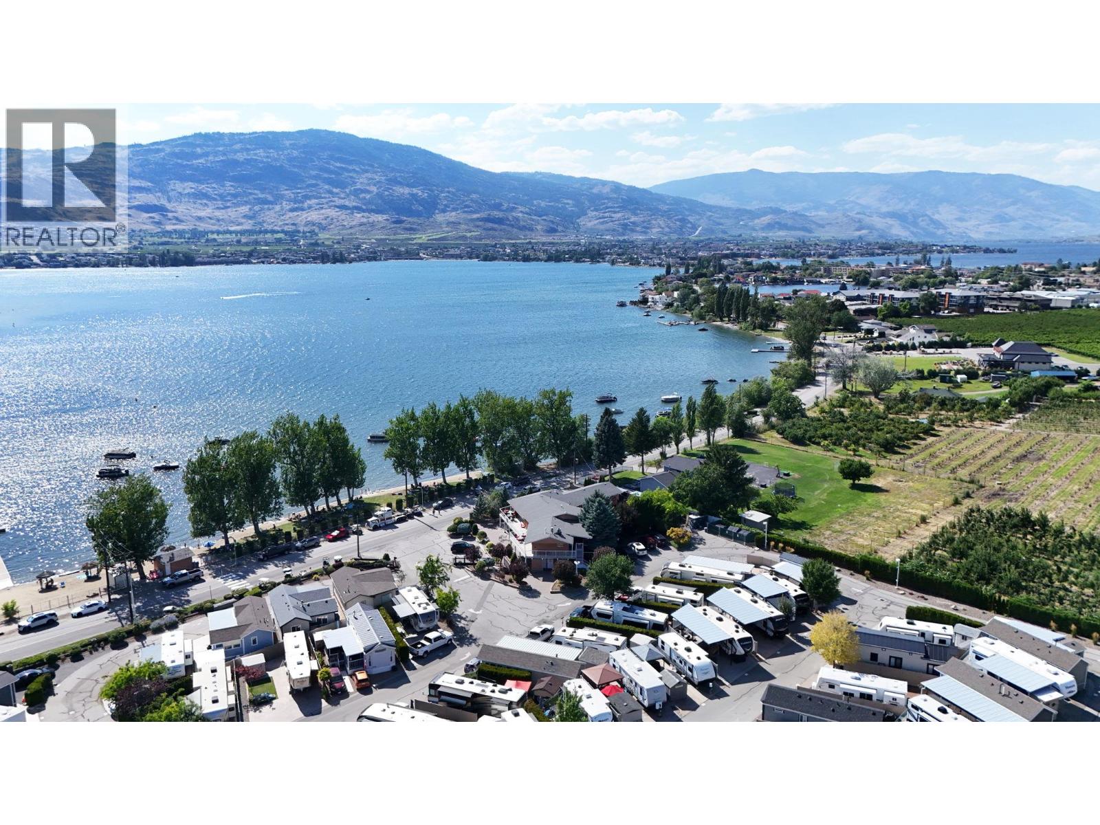 #111 5005 LAKESHORE Drive - 55