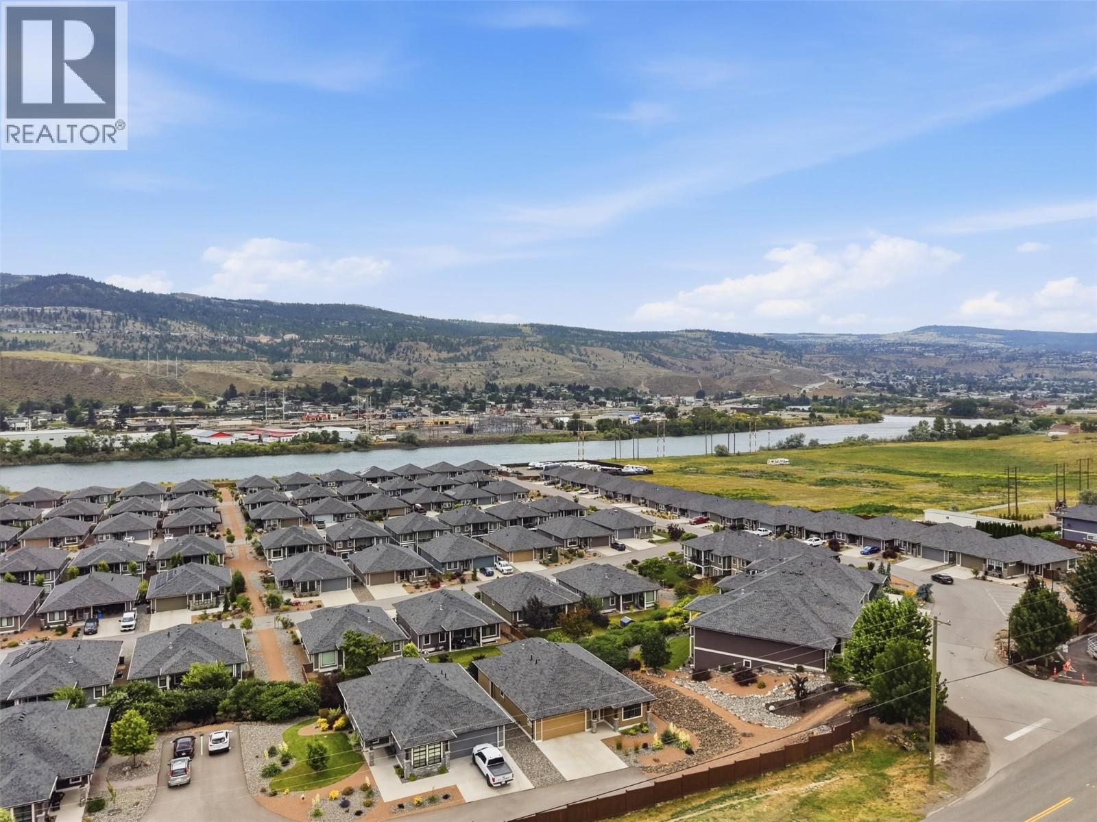 #140 641 SHUSWAP Road E - 46