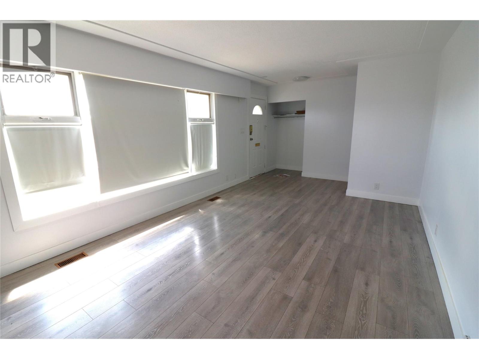 765 BARRIE Drive, Kamloops — photo 3