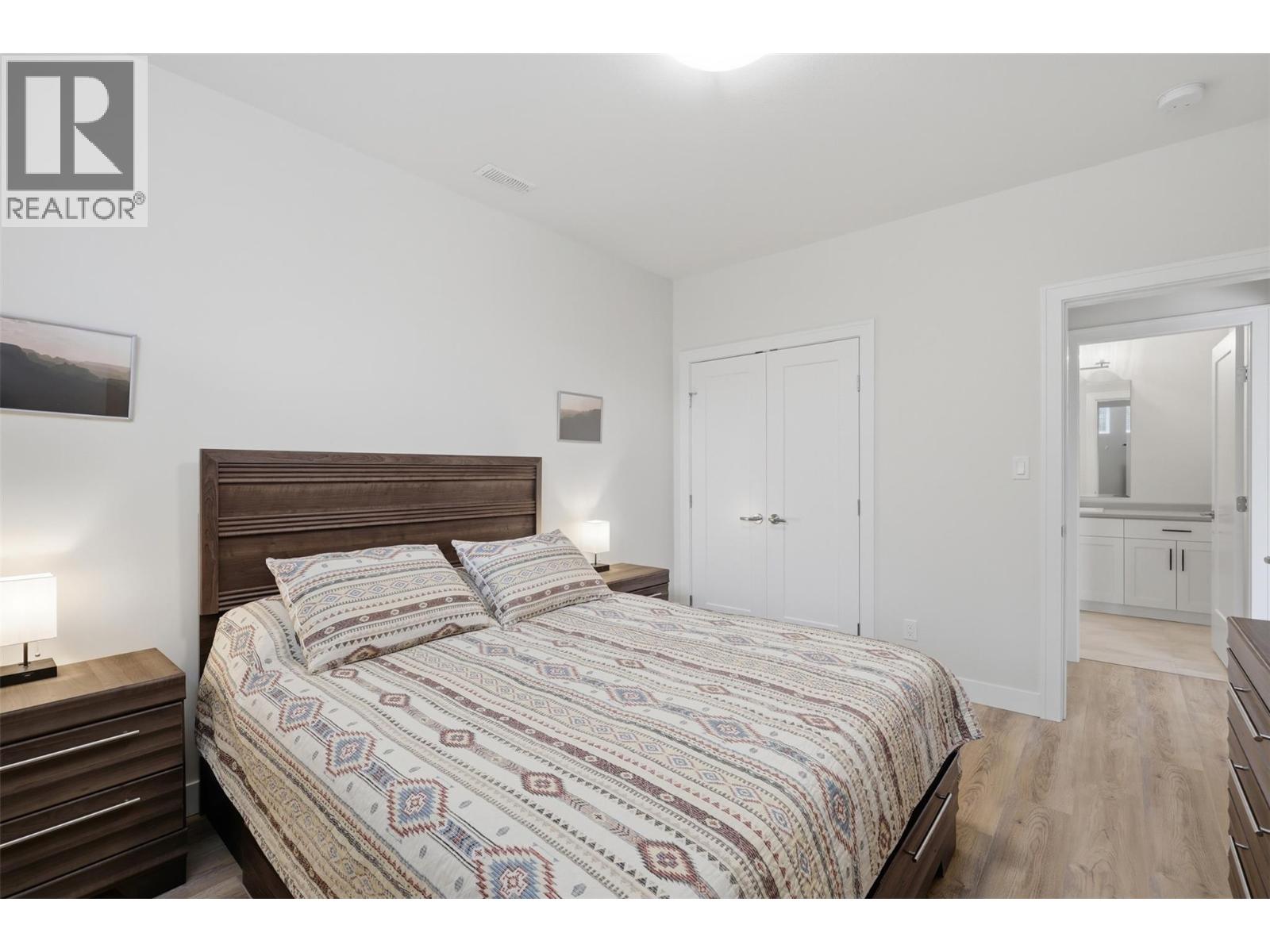 #140 641 SHUSWAP Road E - Image 36