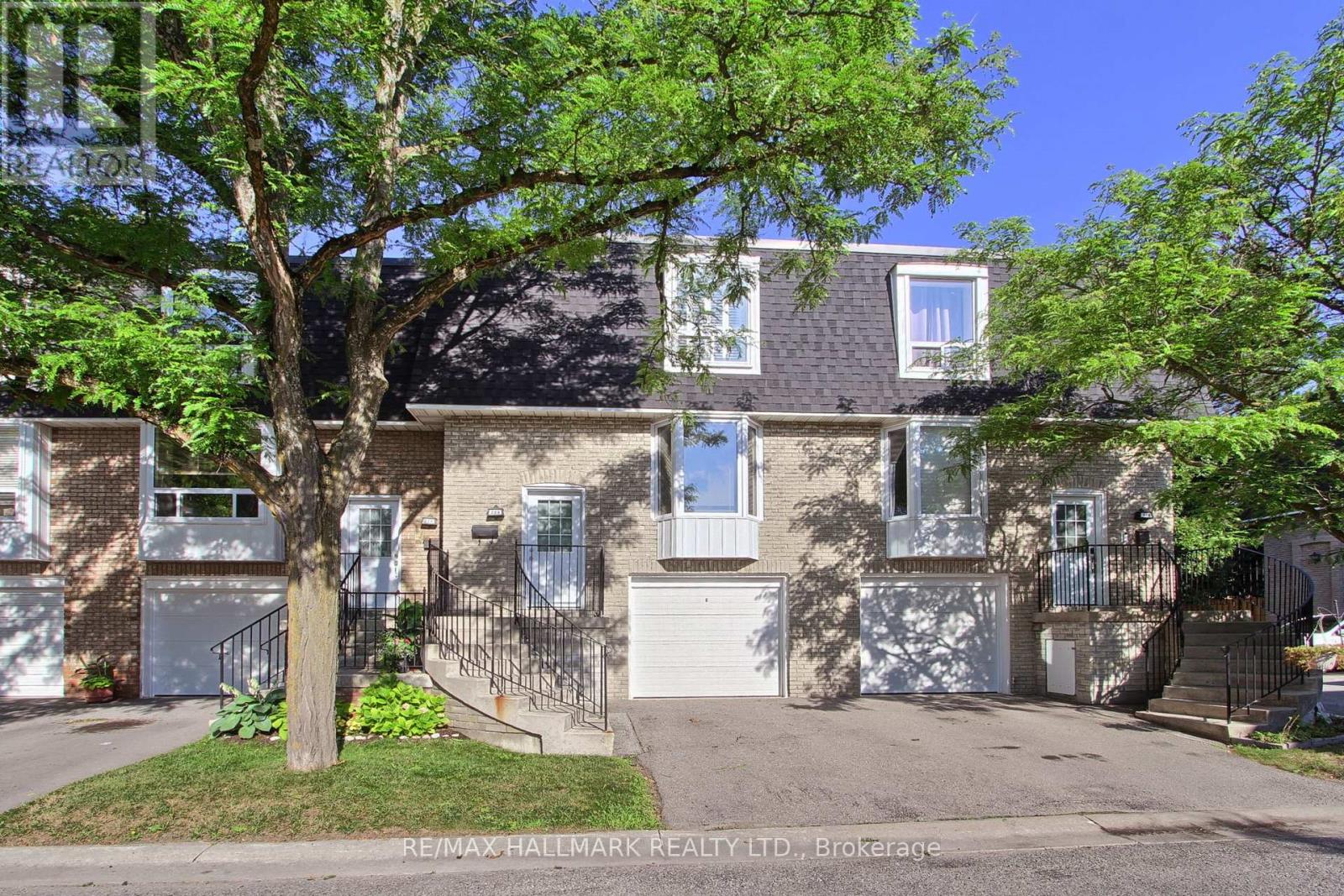 #50 208 ROYAL ORCHARD BOULEVARD - Image 32