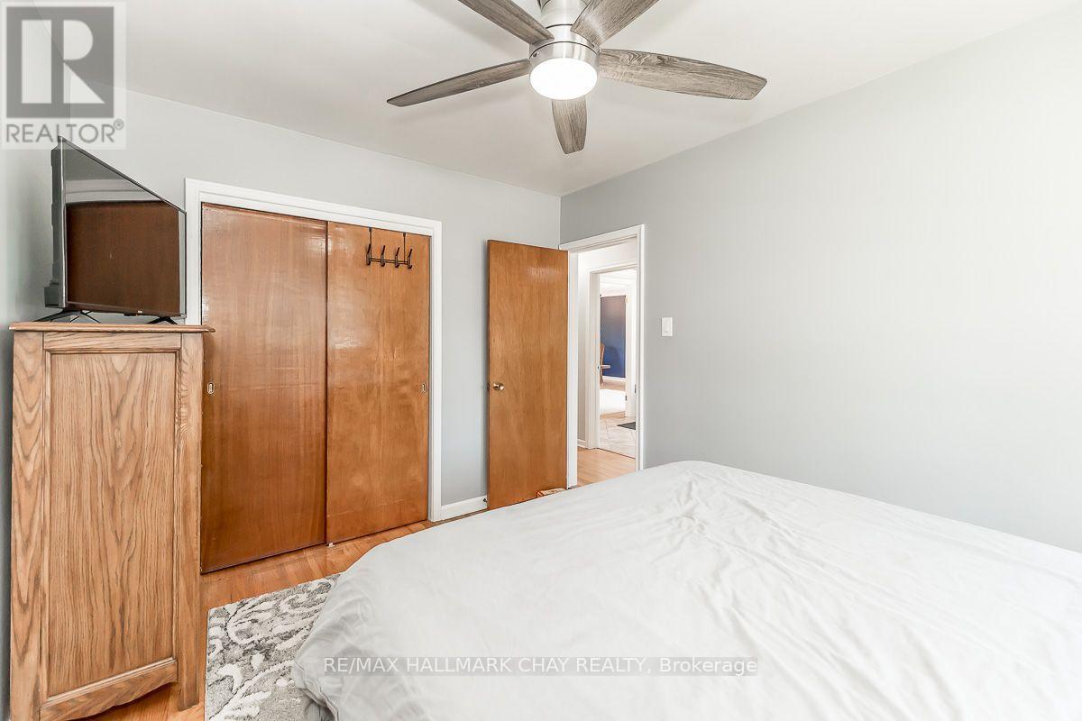 23 DOWNSVIEW DRIVE - 24
