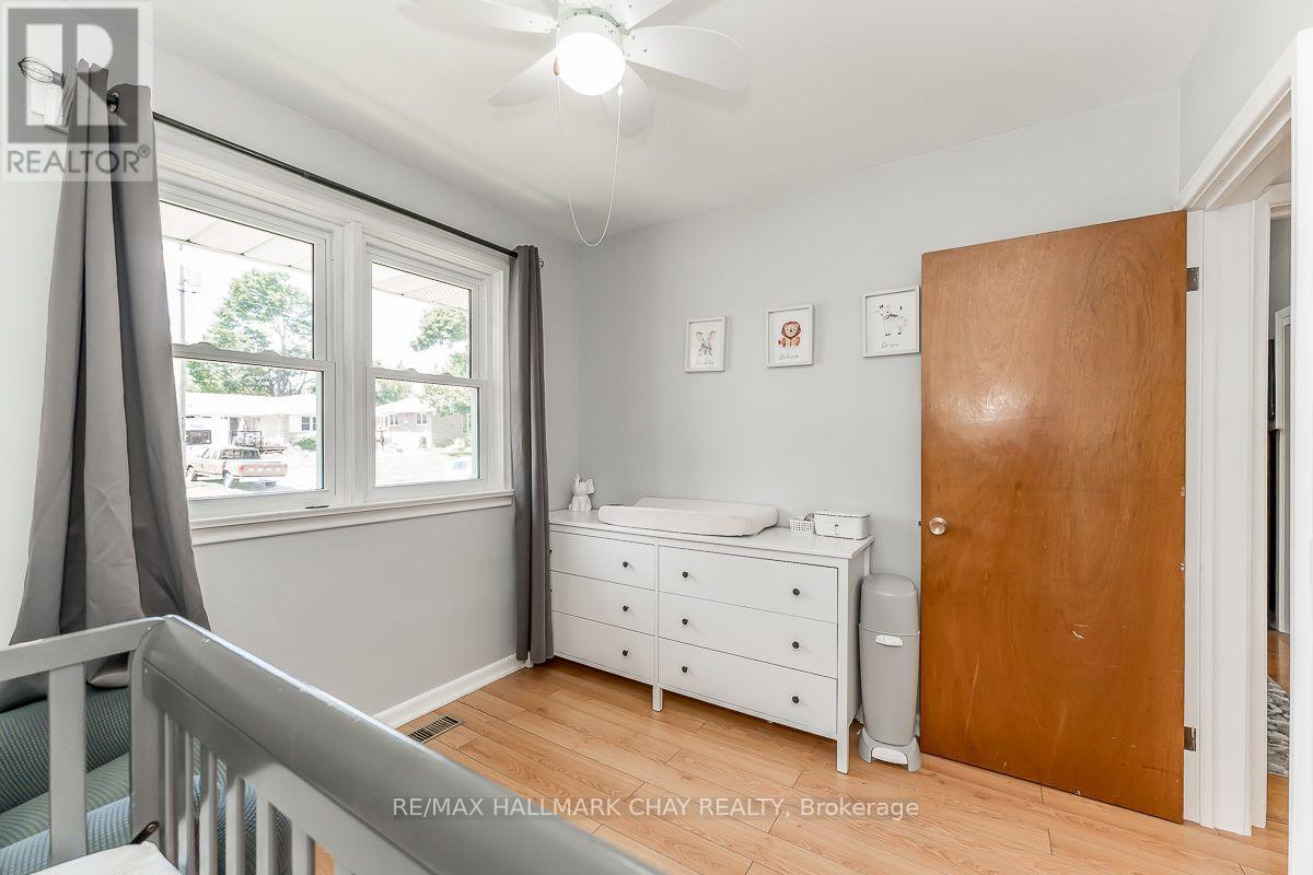 23 DOWNSVIEW DRIVE - 26