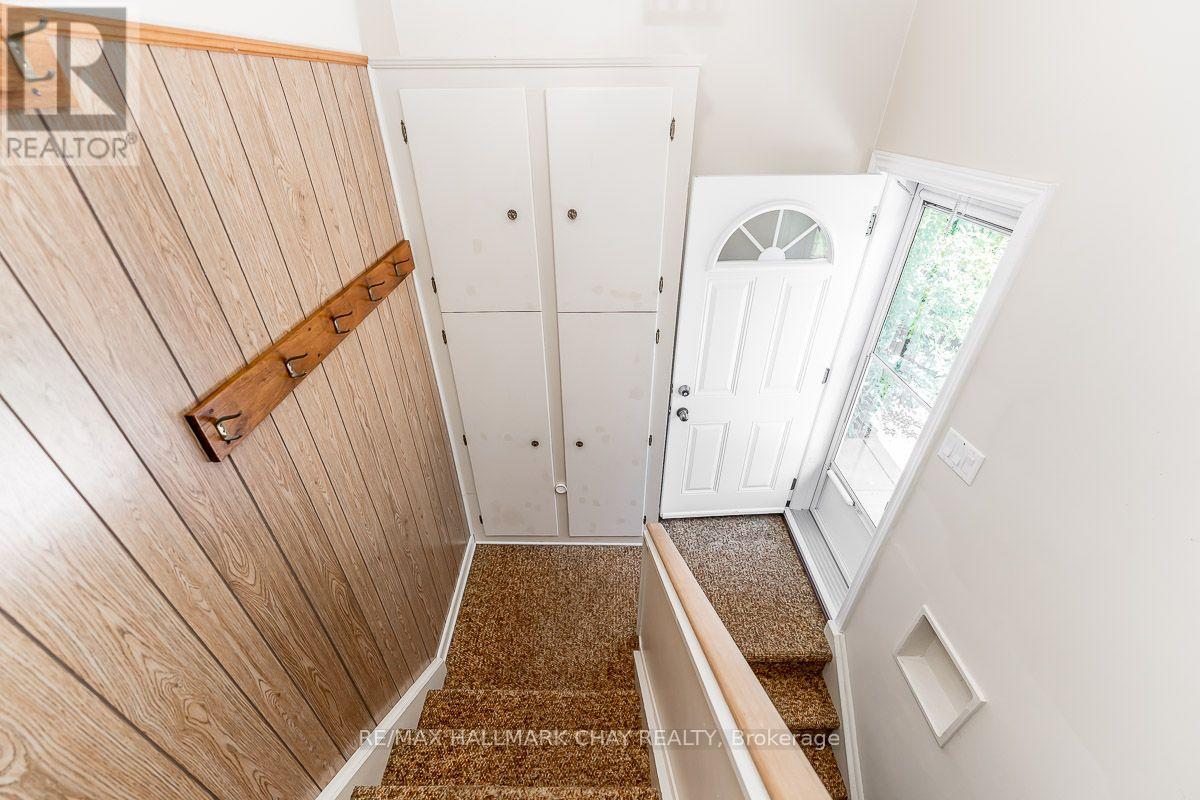 23 DOWNSVIEW DRIVE - 27