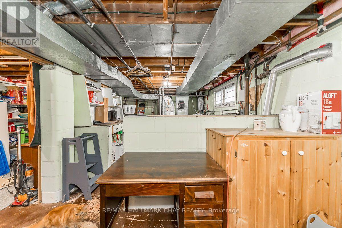 23 DOWNSVIEW DRIVE - 31