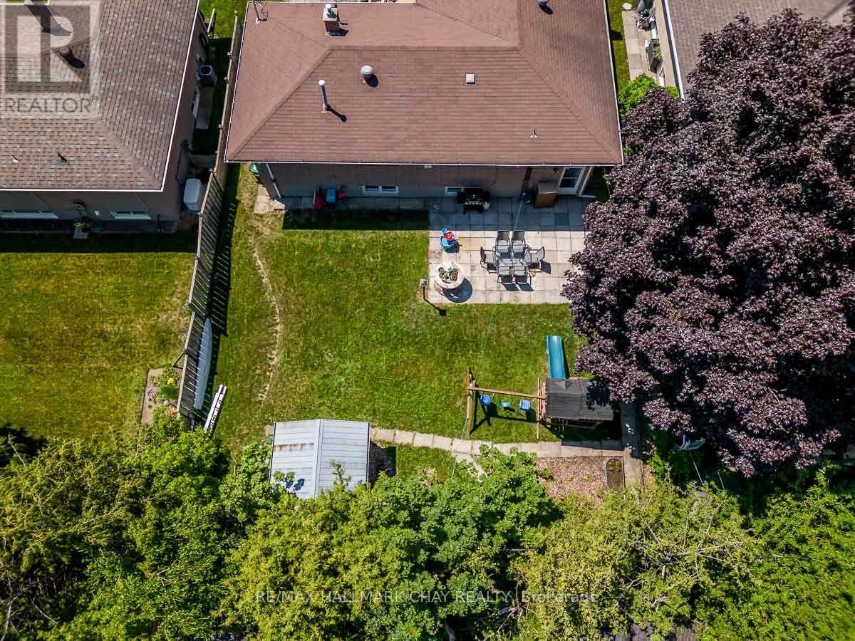 23 DOWNSVIEW DRIVE - 40