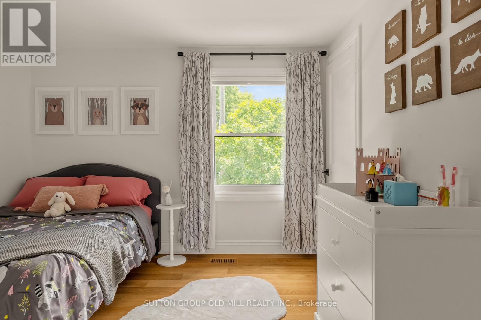 262 CHALMERS STREET - 21