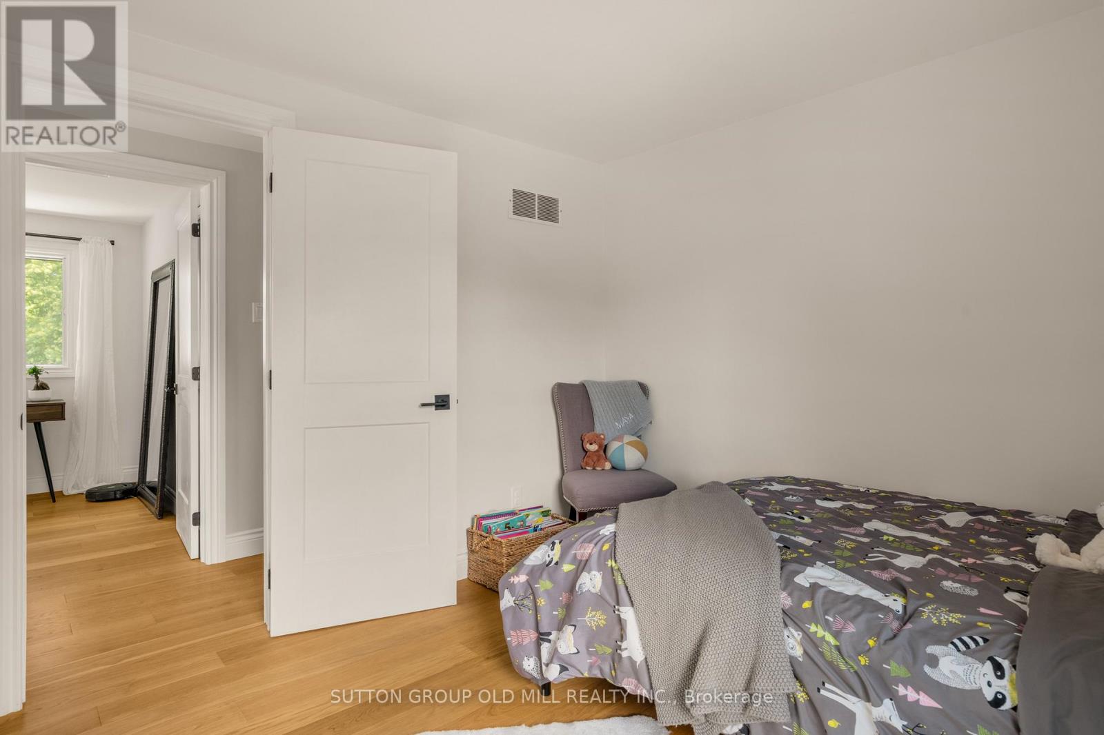 262 CHALMERS STREET - 22