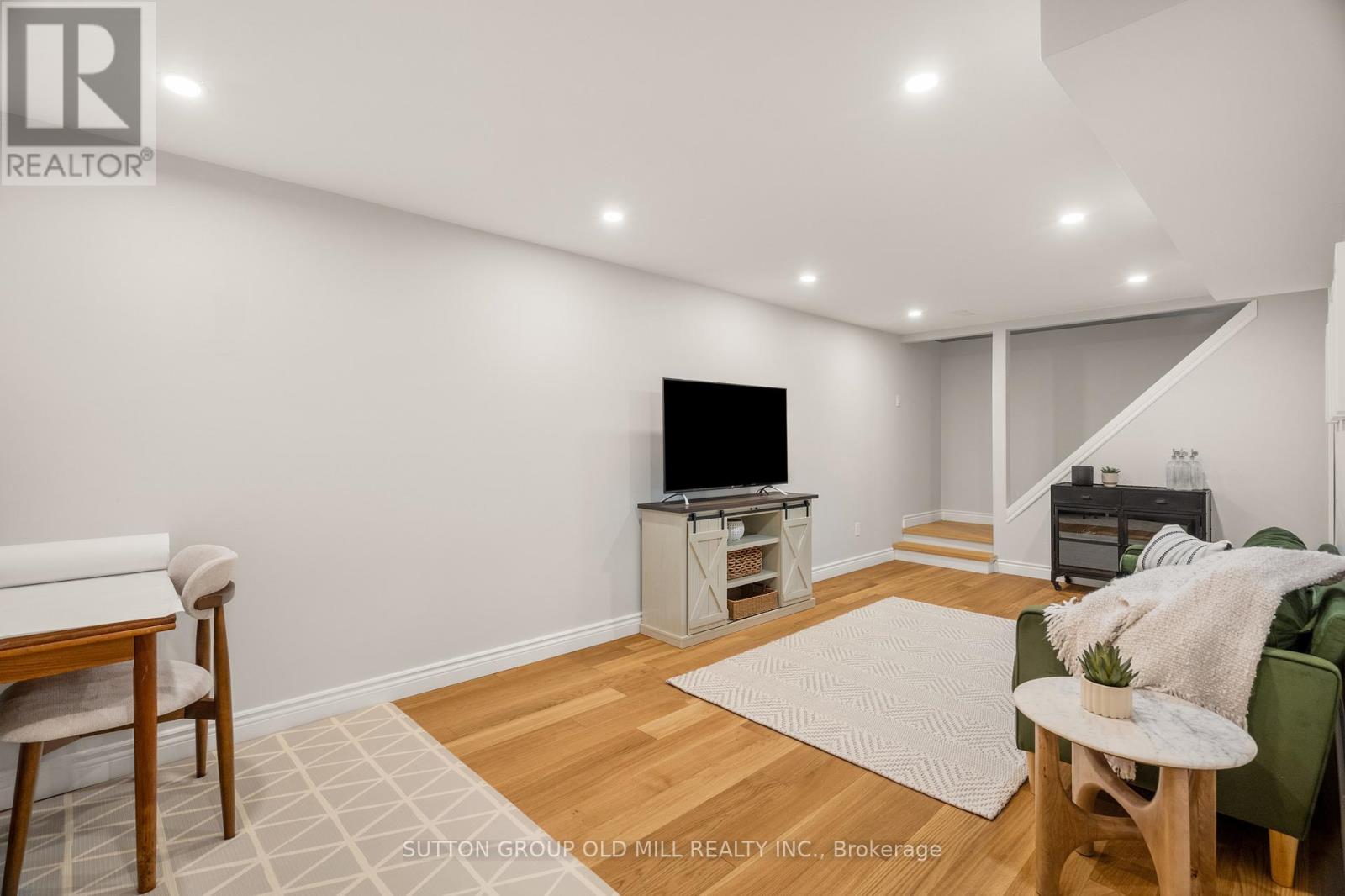 262 CHALMERS STREET - 31