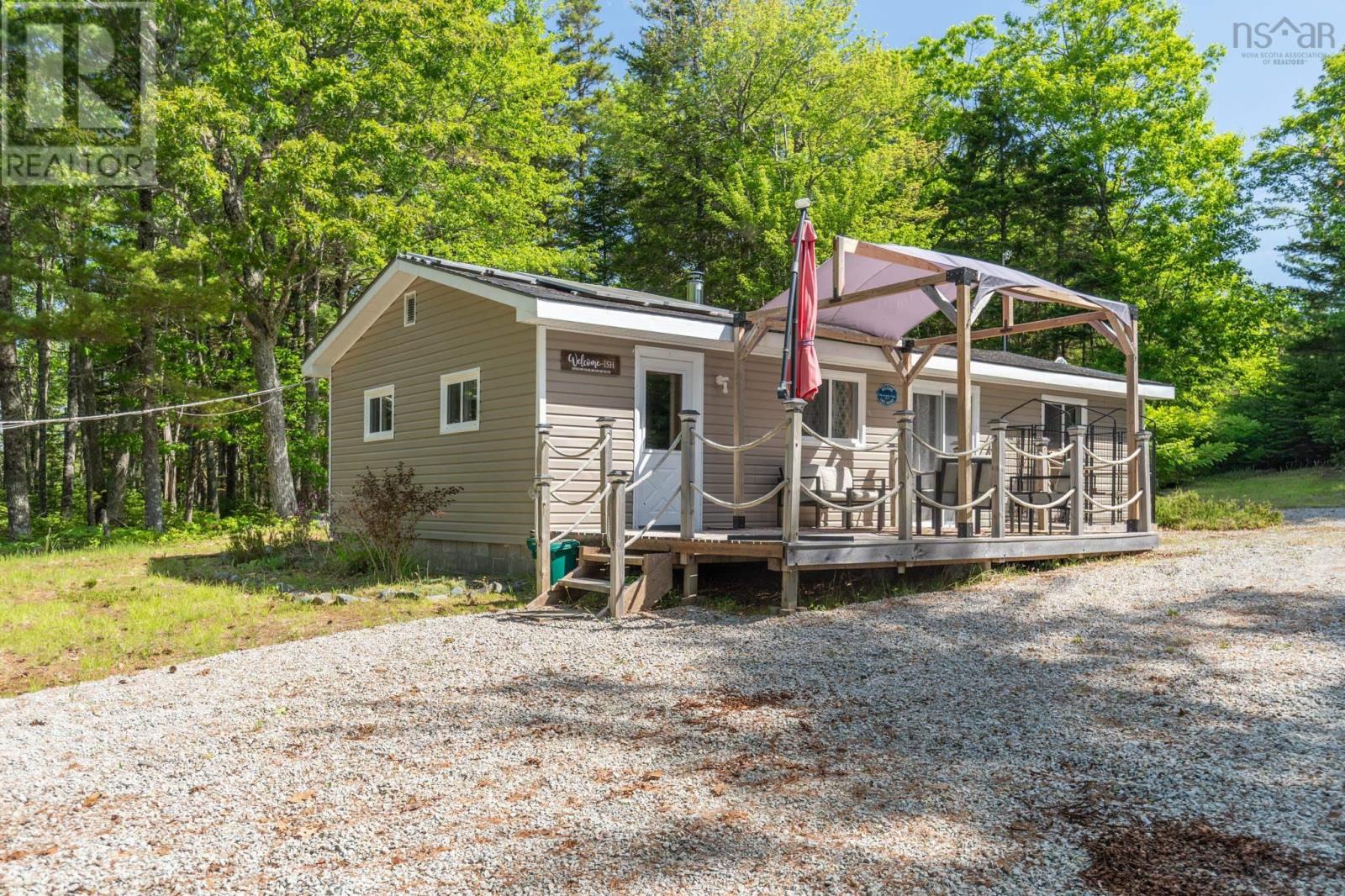 799 Coldstream Road - 20