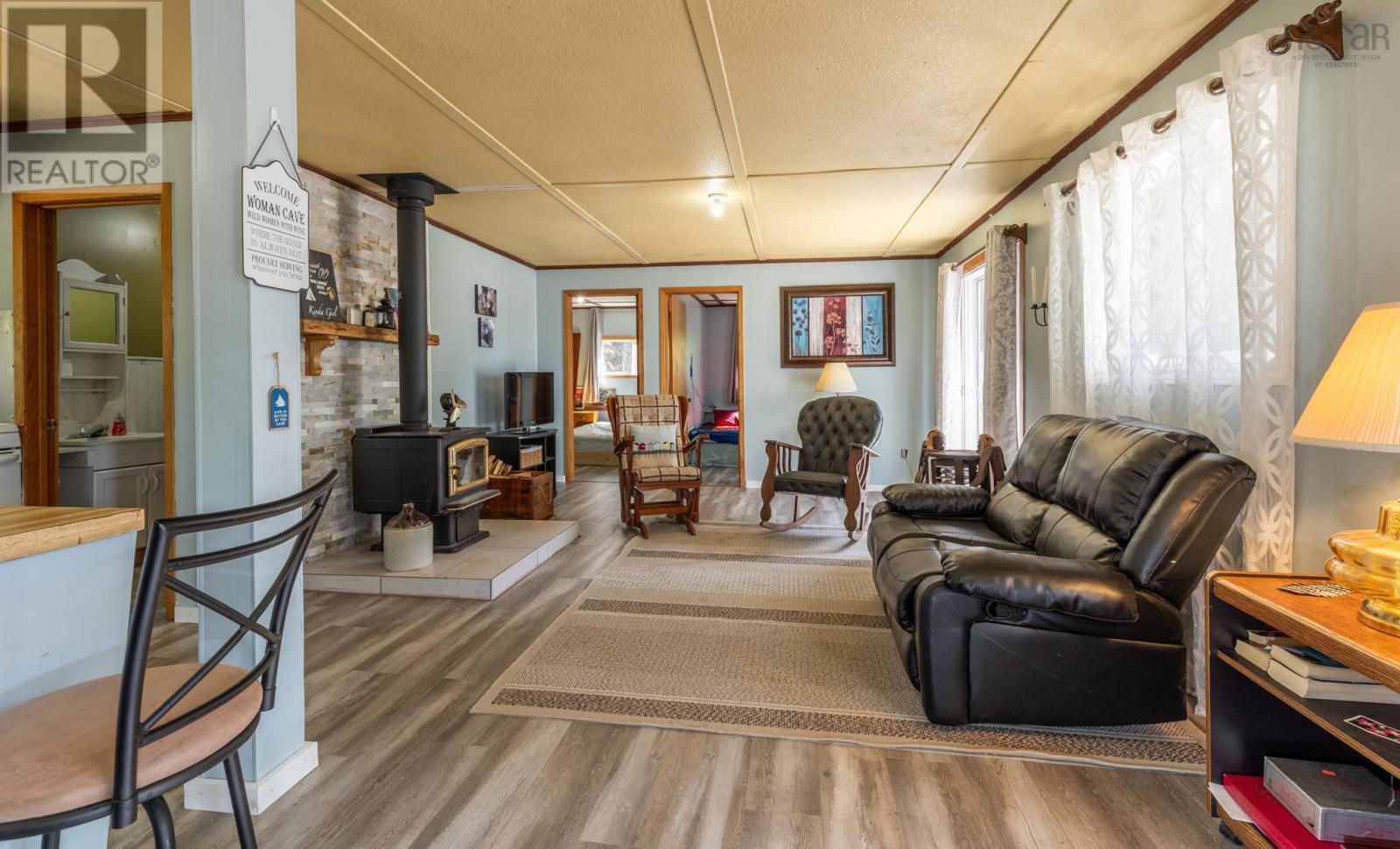 799 Coldstream Road - 12