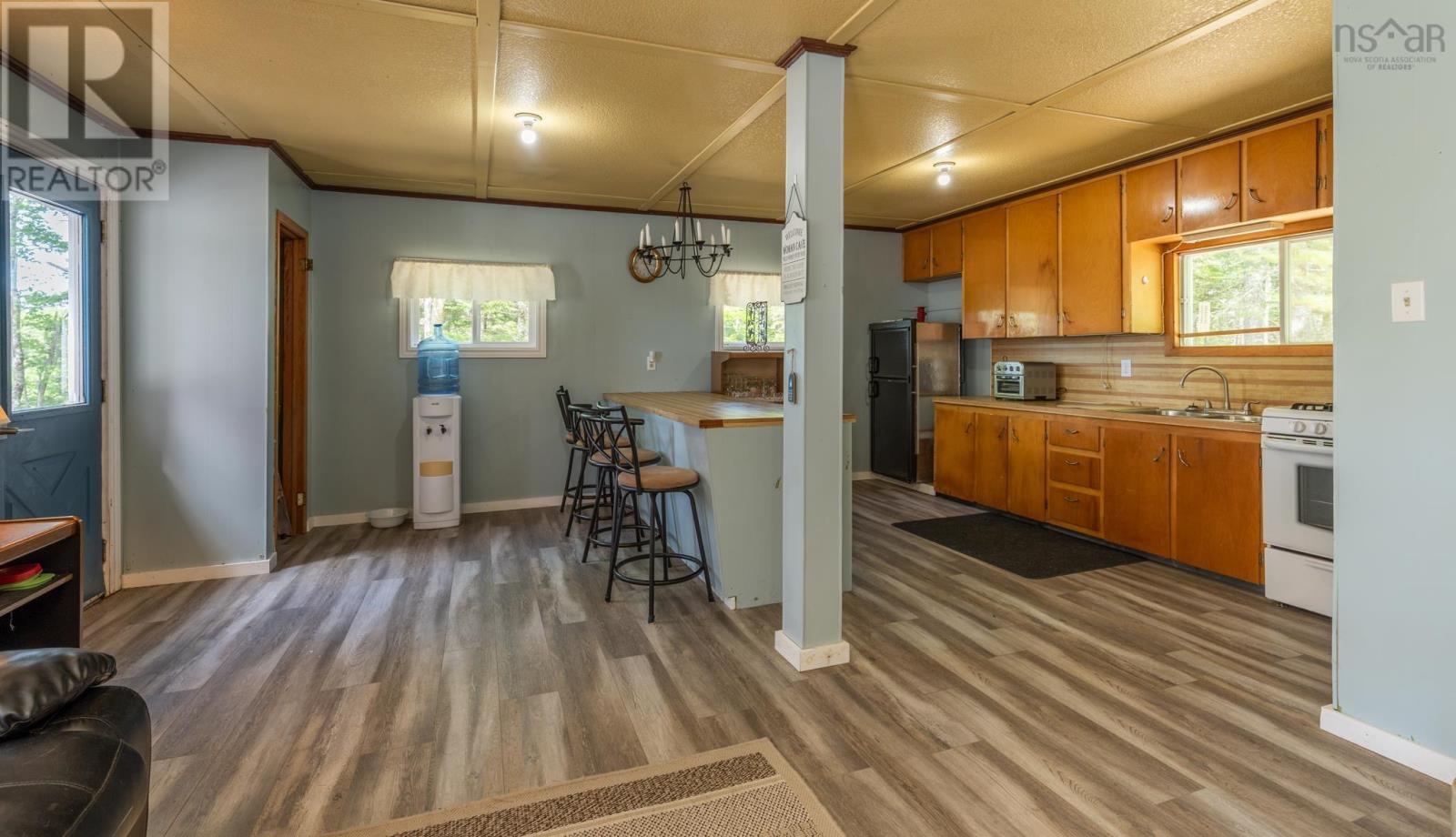 799 Coldstream Road - 10