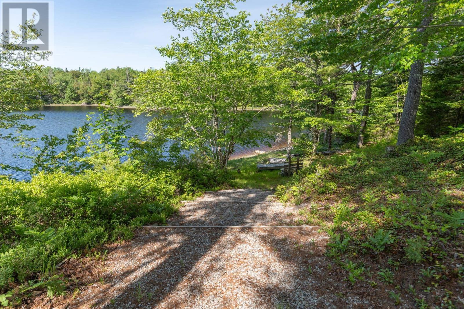 799 Coldstream Road - 28