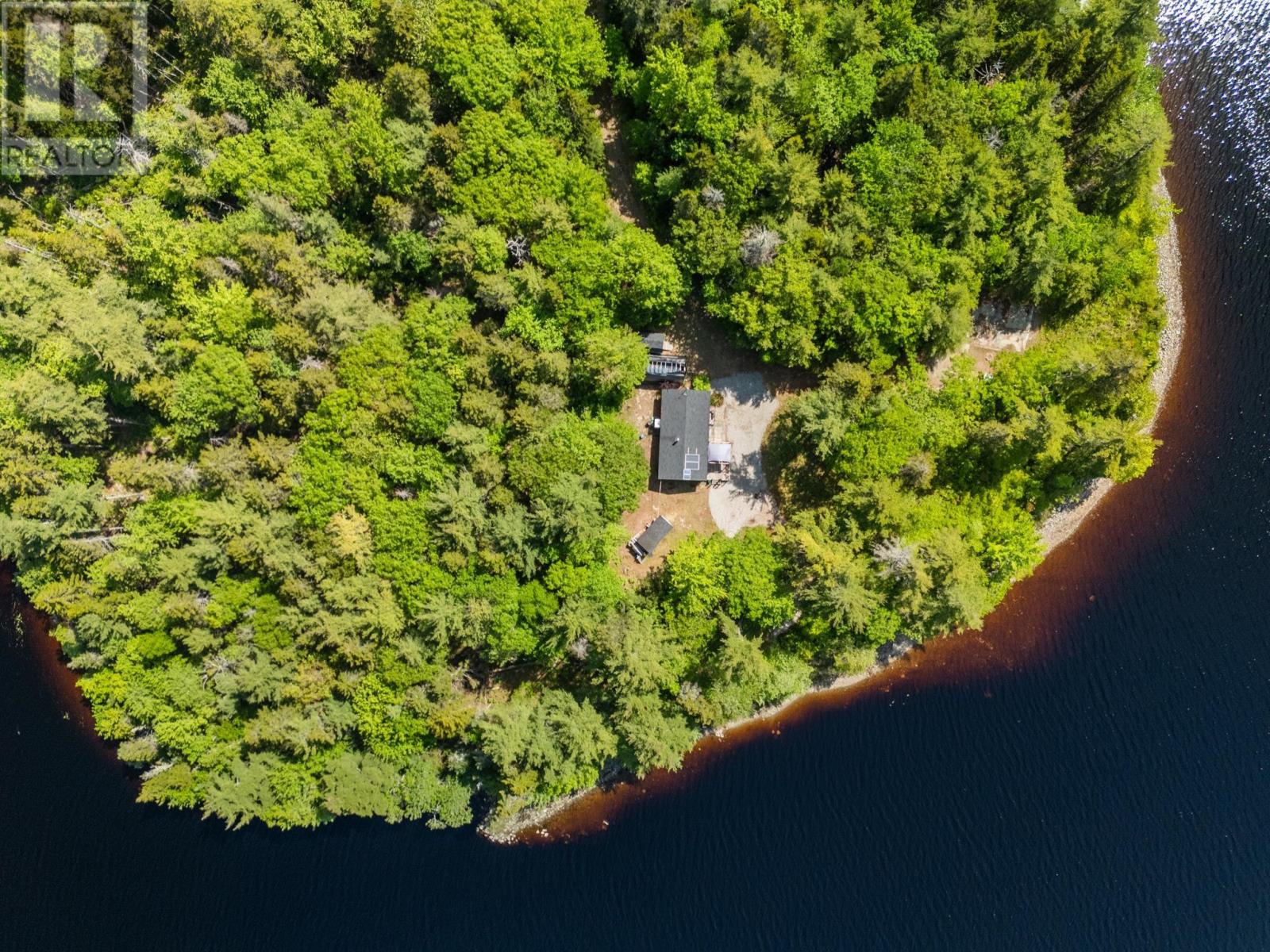 799 Coldstream Road - 32